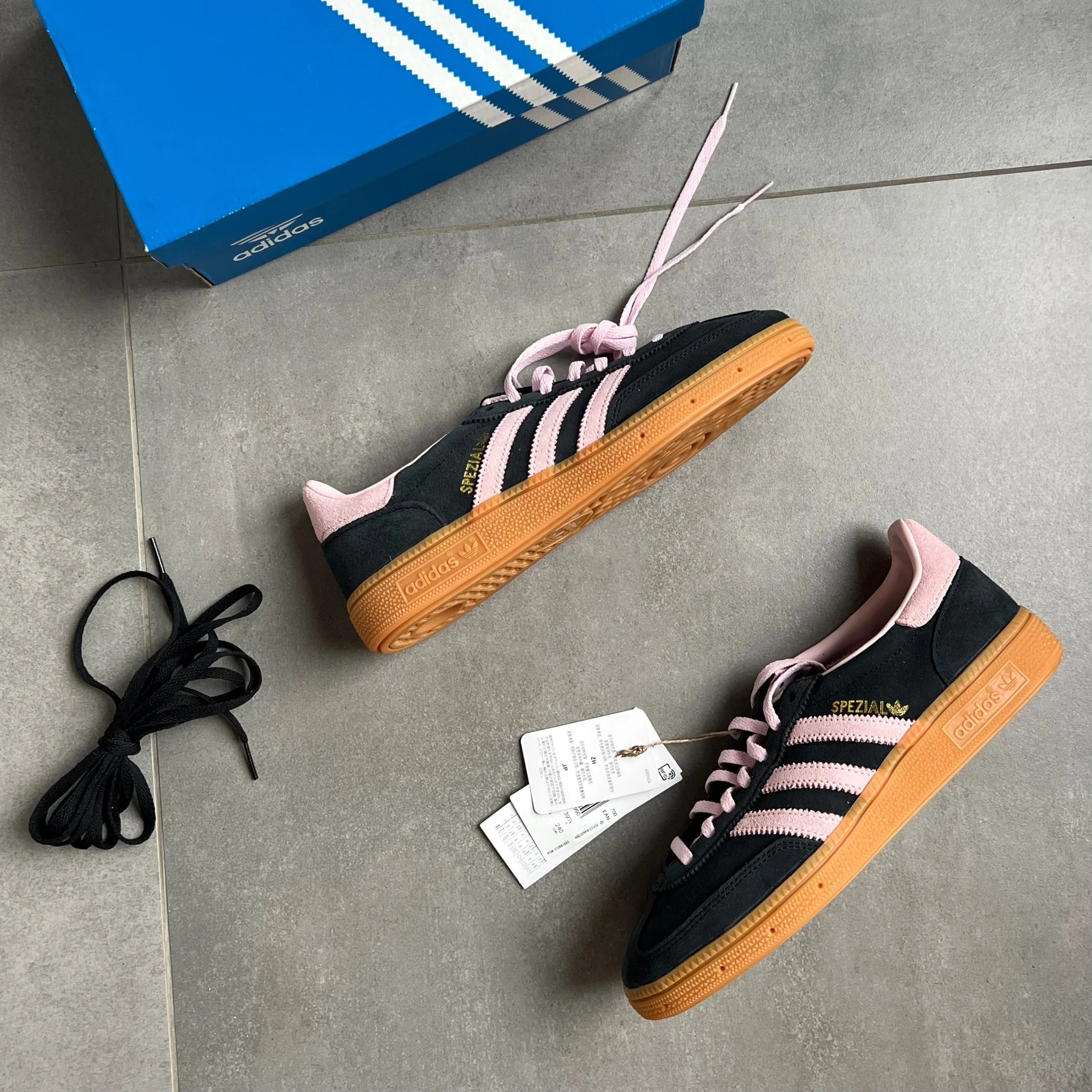 Adidas Handball Spezial Core Black Clear Pink Gum (Women's) - Image 4