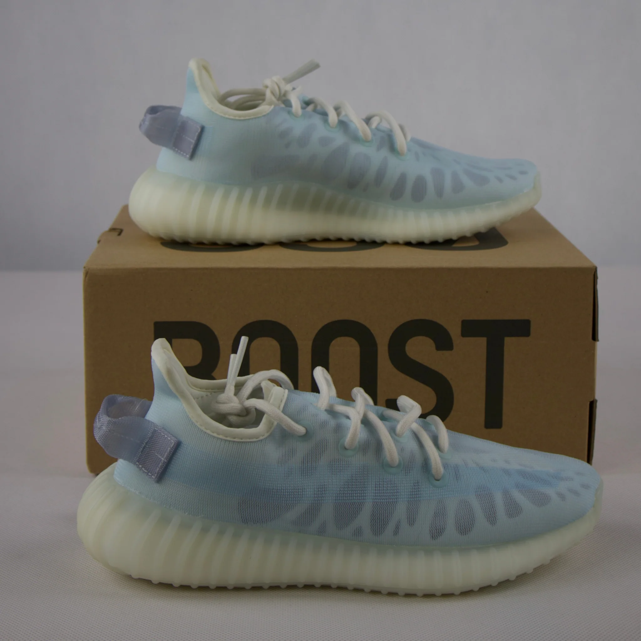 Adidas Yeezy Boost 350 V2 Mono Ice - Image 2