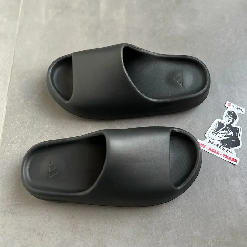 Adidas Yeezy Slide Onyx - Image 6