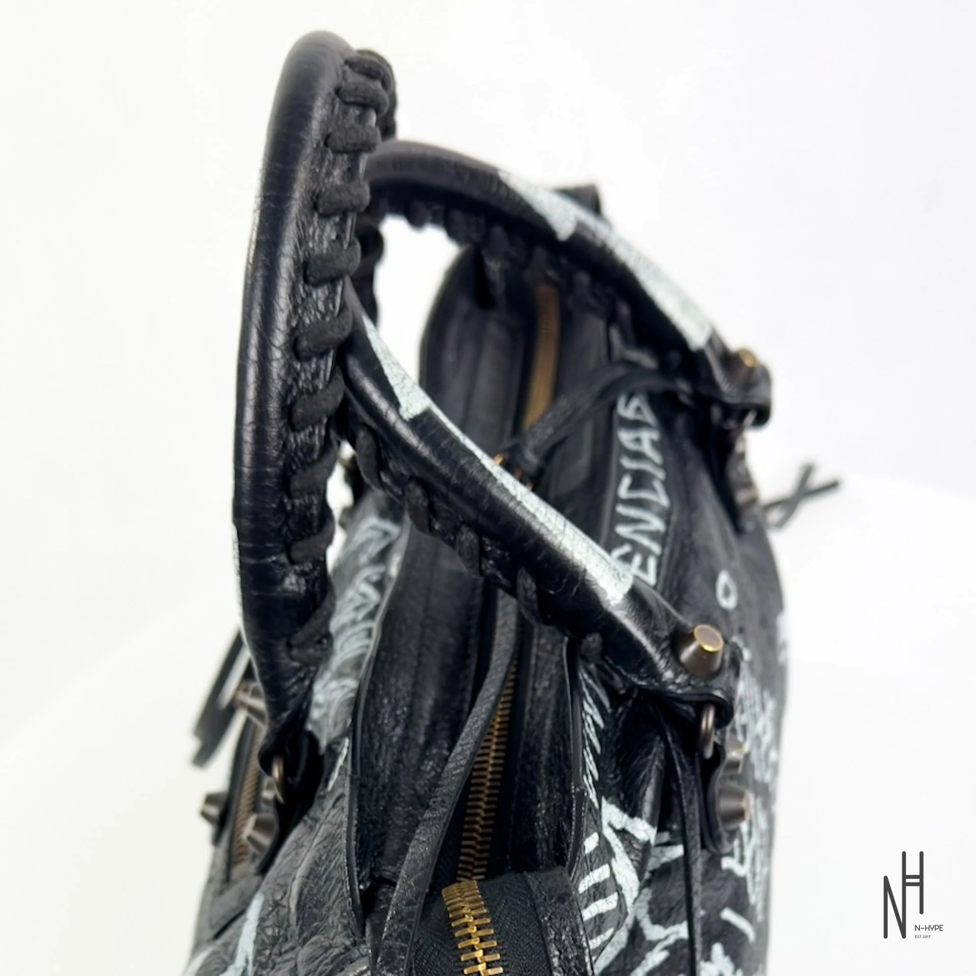 Balenciaga Small Classic City Graffiti Leather Shoulder Bag - Image 4