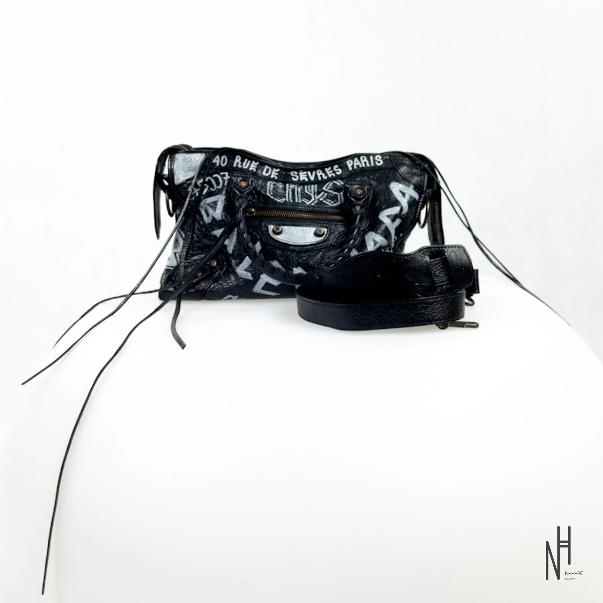 Balenciaga Small Classic City Graffiti Leather Shoulder Bag - Image 5