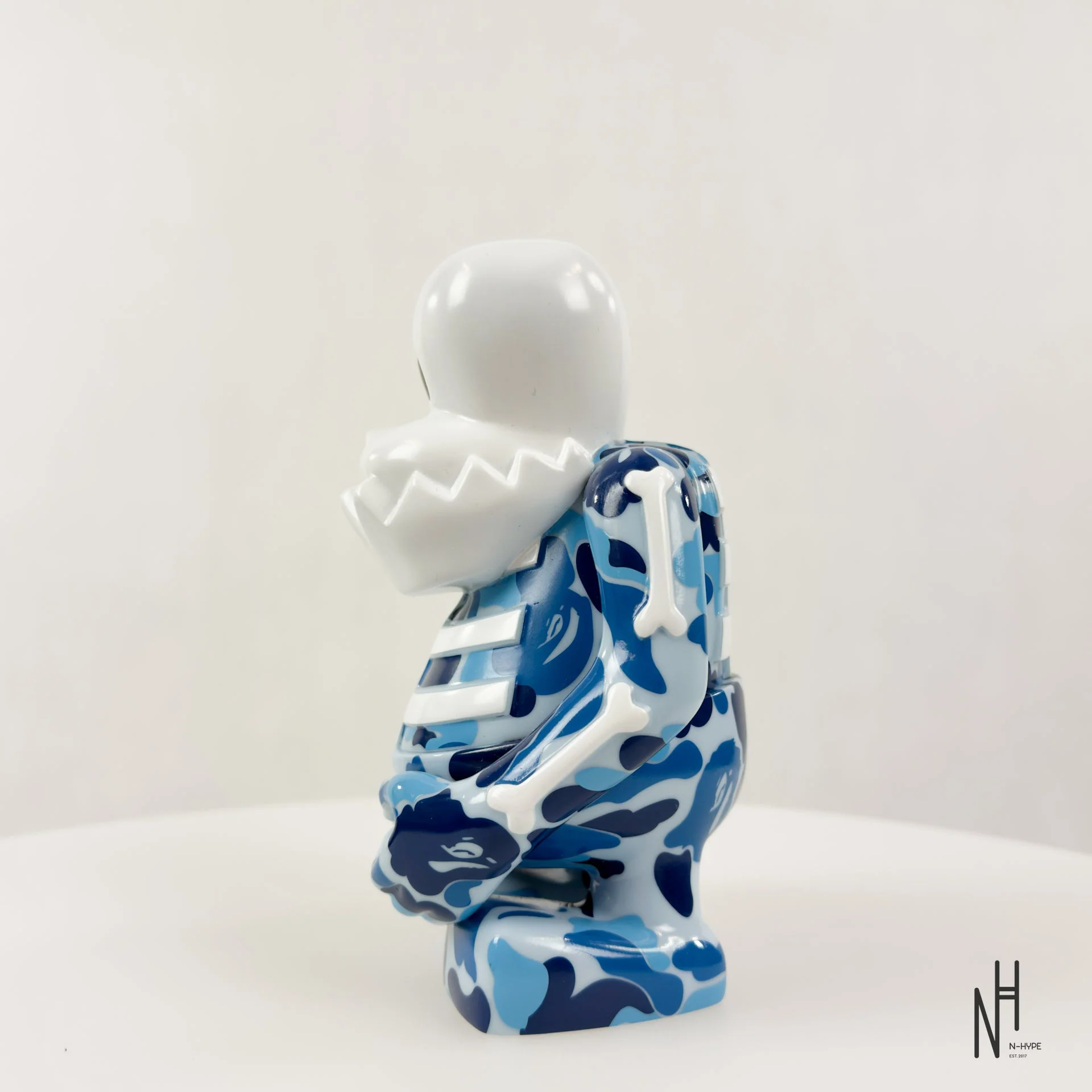 BAPE Bounty Hunter Skull-Kun Special Figure Blue - Image 2