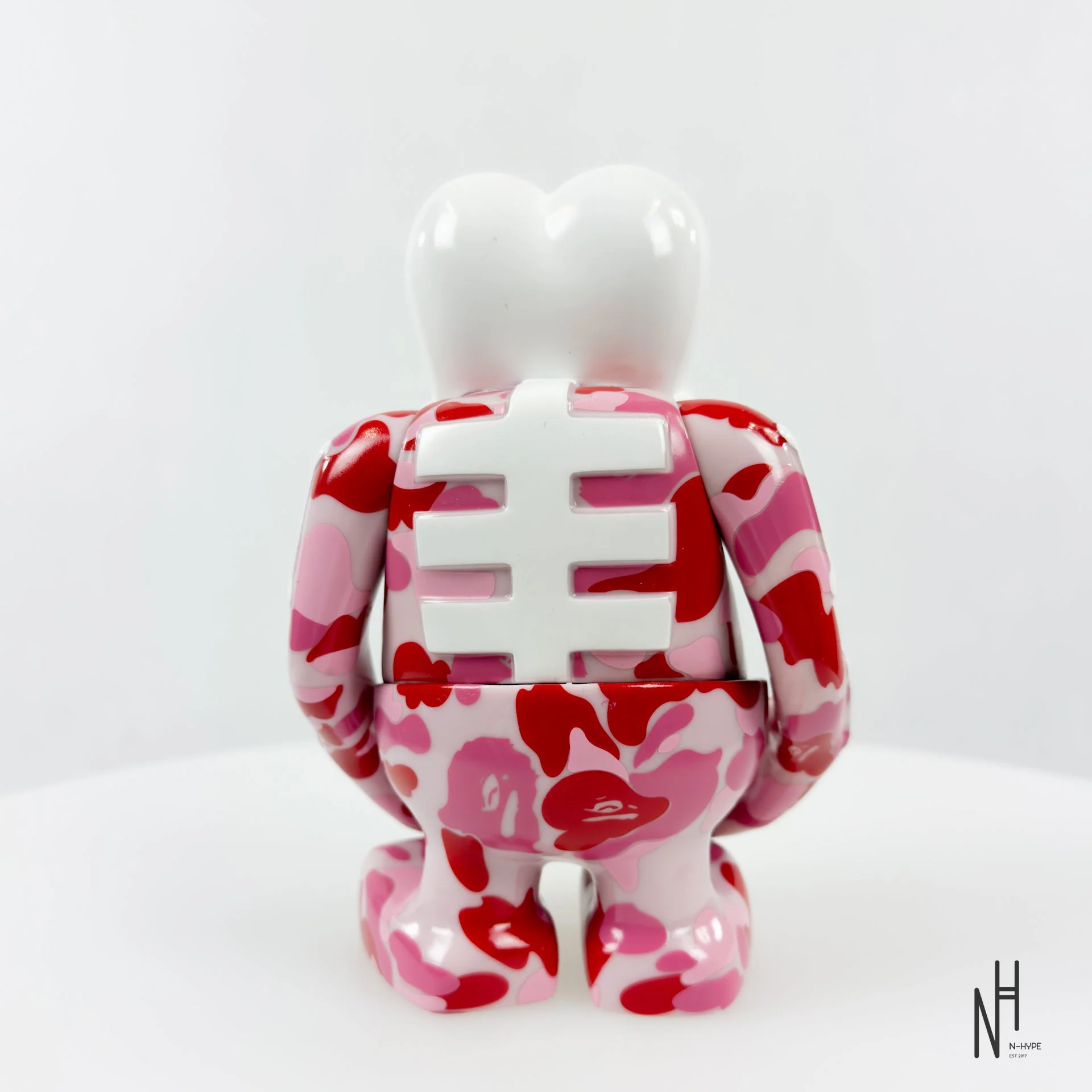 BAPE Bounty Hunter Skull-Kun Special Figure Pink - Image 3