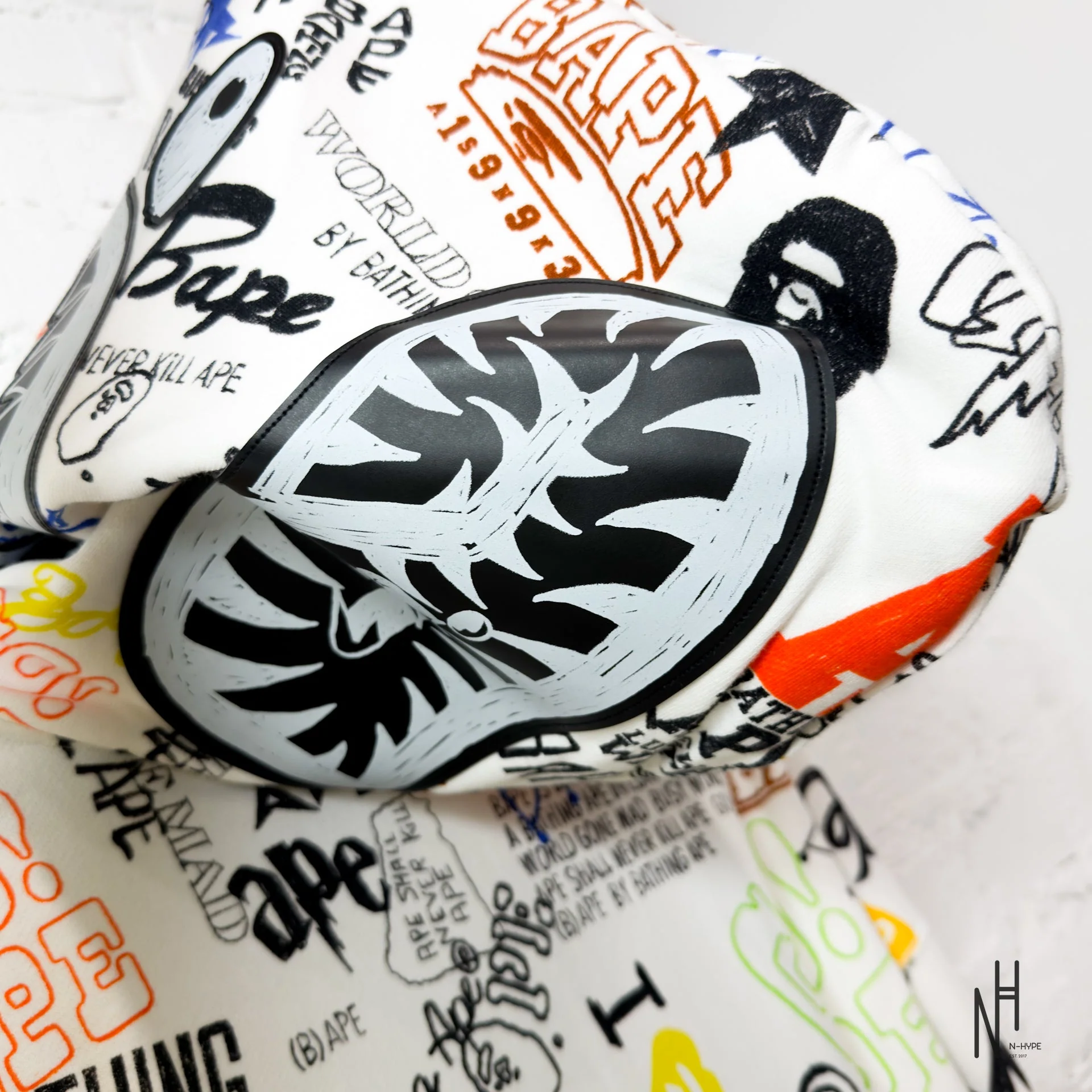 BAPE Hand Draw Pattern Shark Zip Hoodie White - Image 5