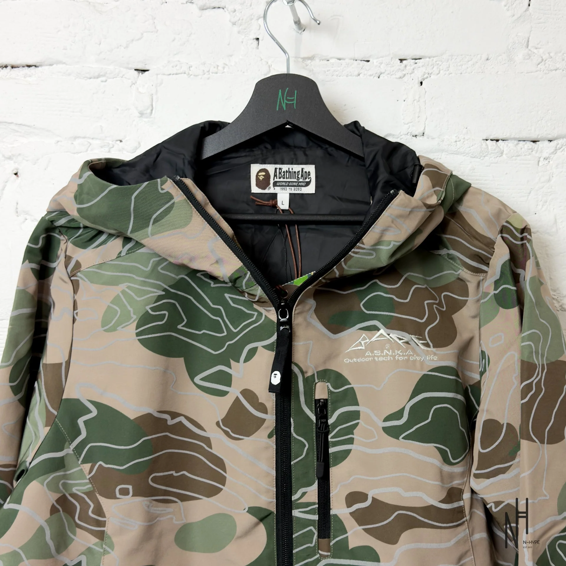 BAPE Layered Line Camo Shell Jacket Beige - Image 2