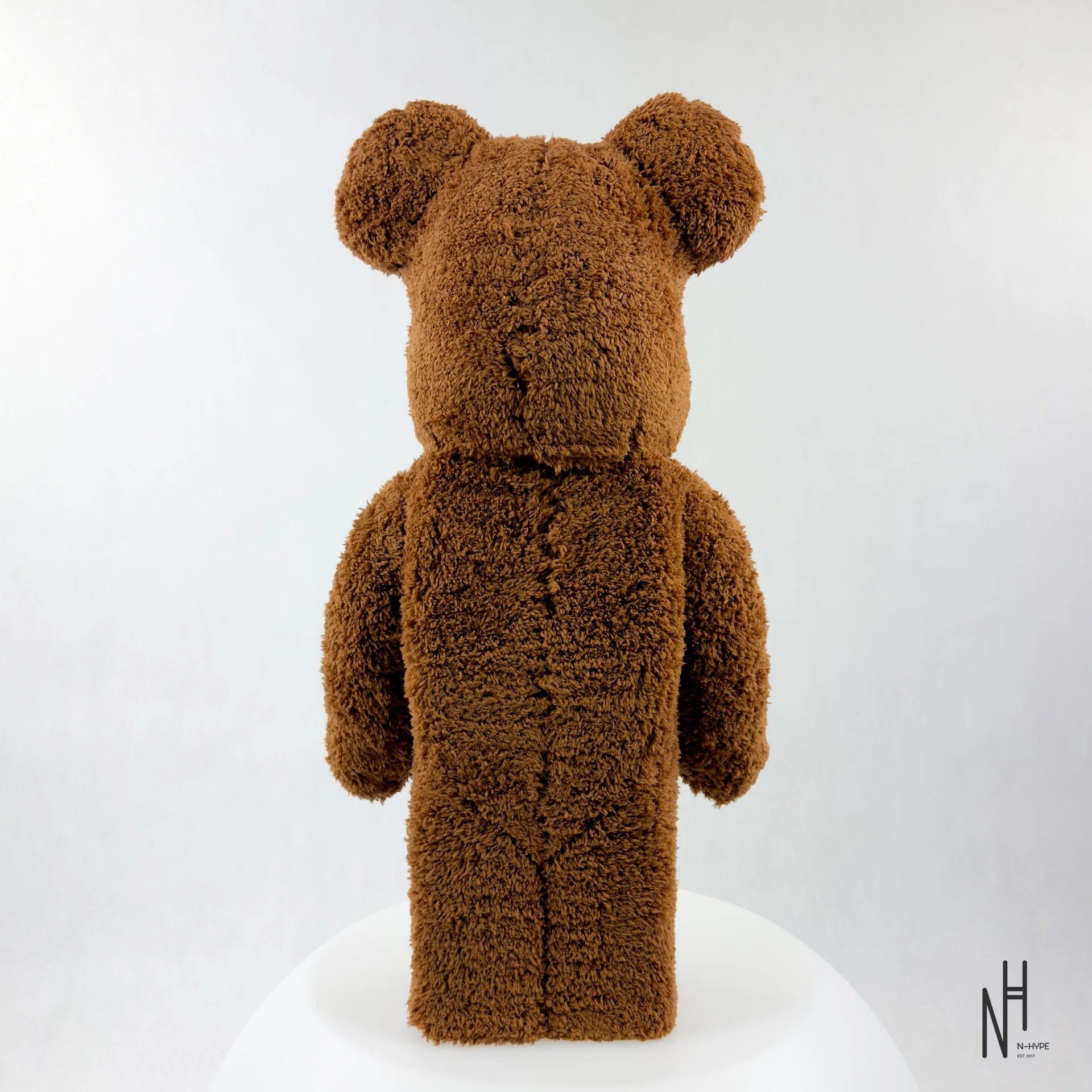 Bearbrick x Illumination Minions Tim 1000% - Image 6