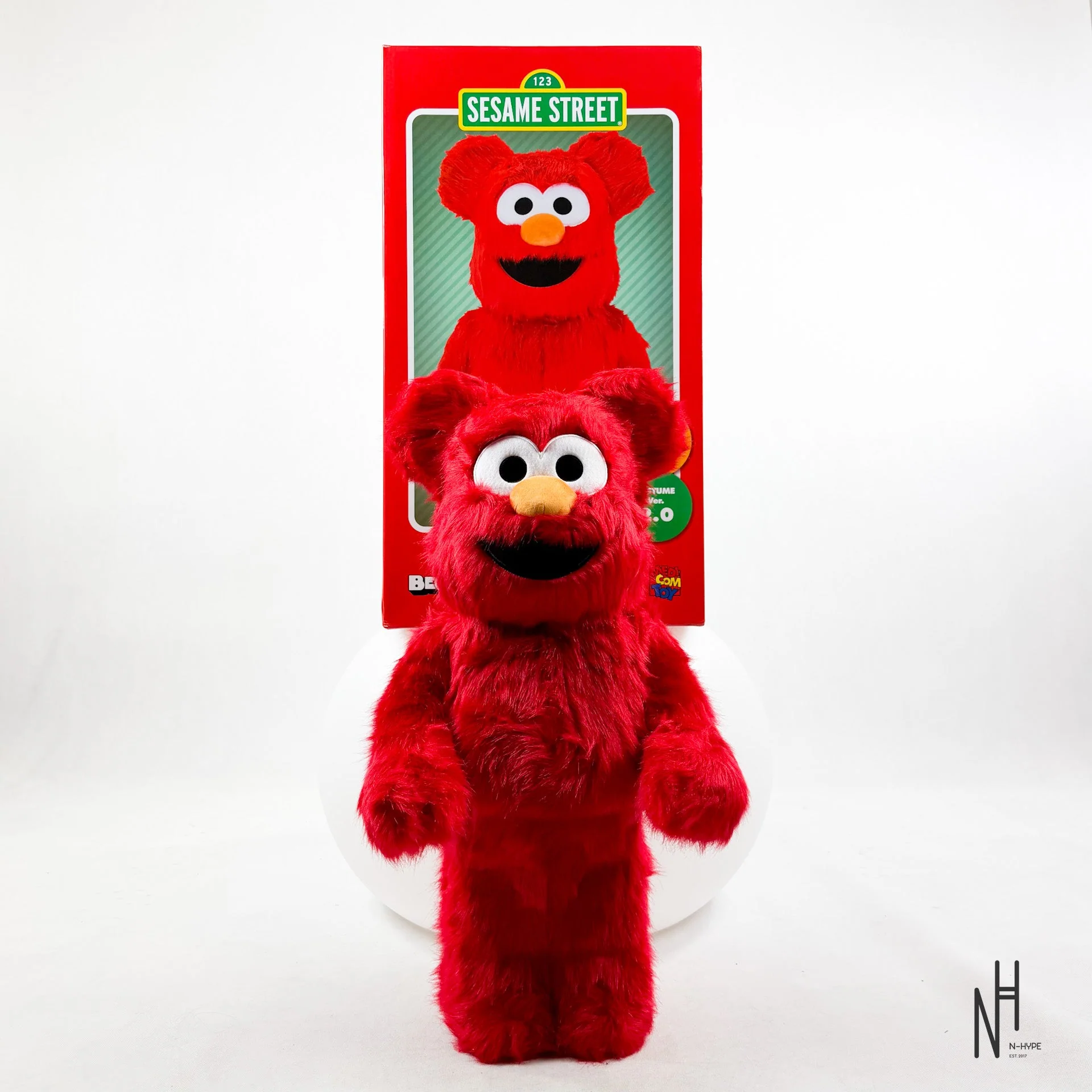 Bearbrick x Sesame Street Elmo Costume Ver. 2 1000% - Image 7