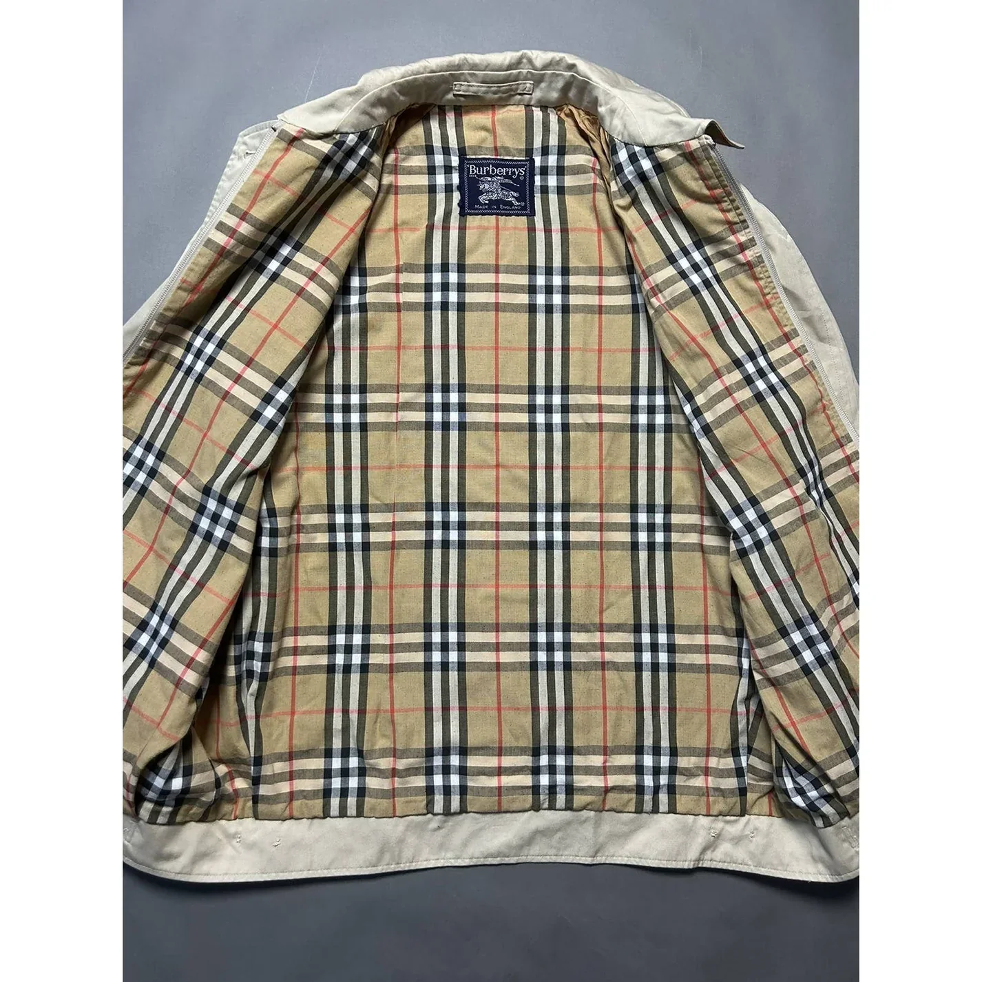 Burberry Harrington Jacket Bomber Nova Check Beige - Image 3
