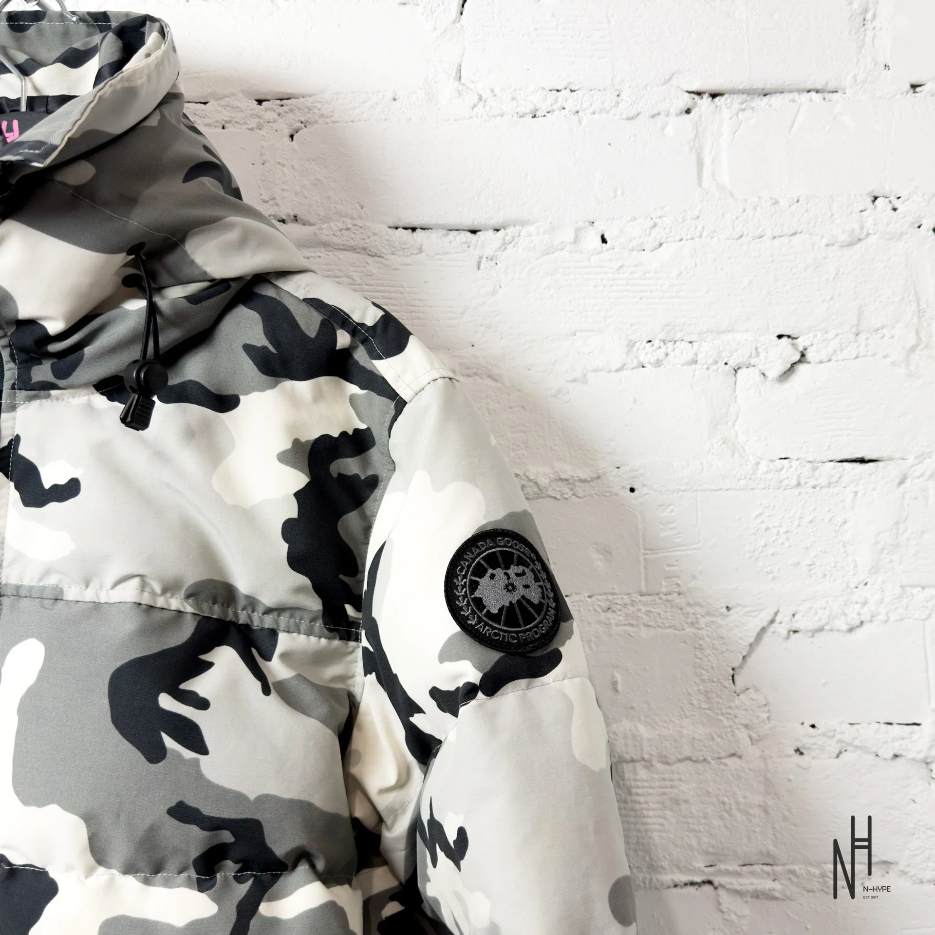Canada Goose Macmillan Snow Camo - Image 2