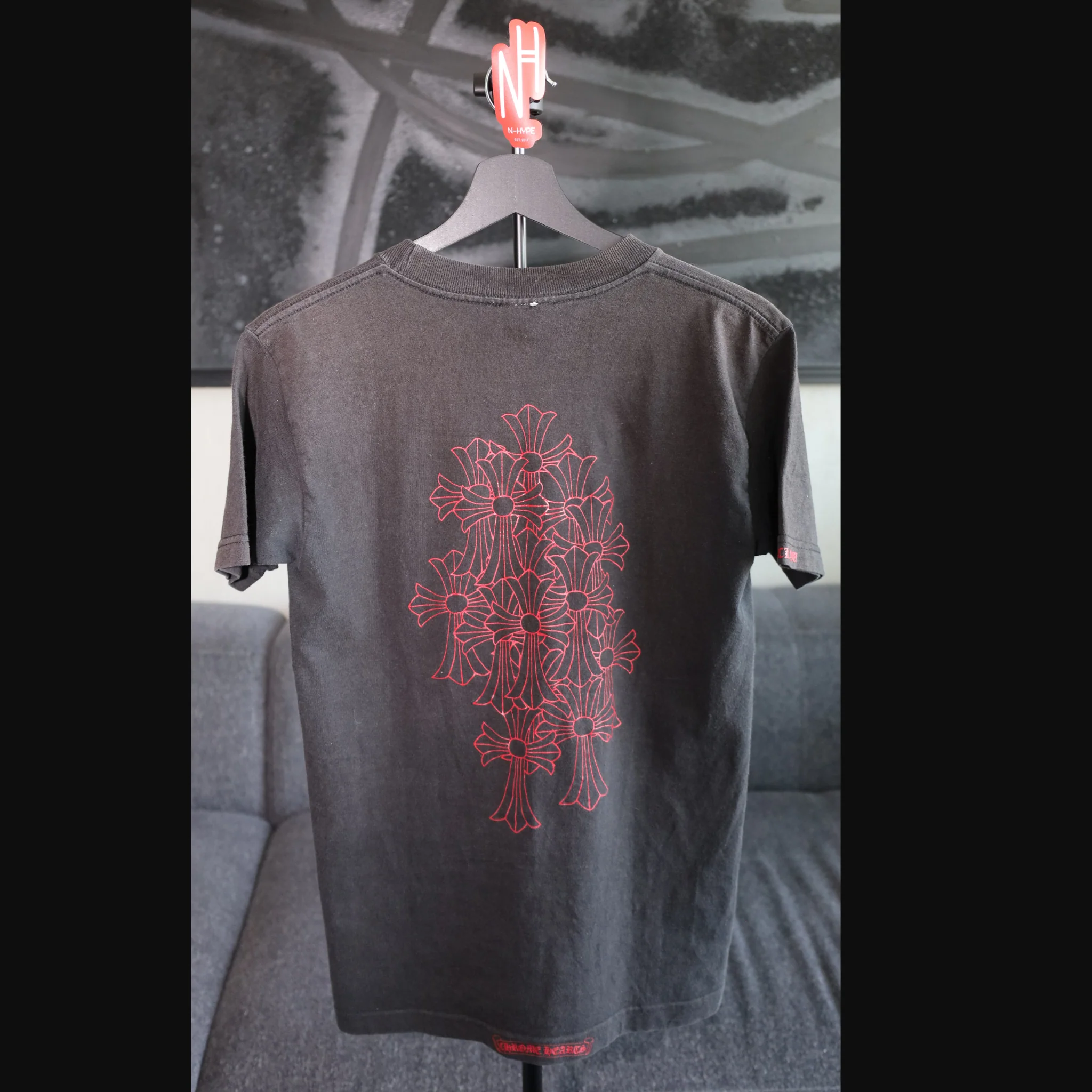 Chrome Hearts Cemetery Red Horseshoe T-shirt - Image 2