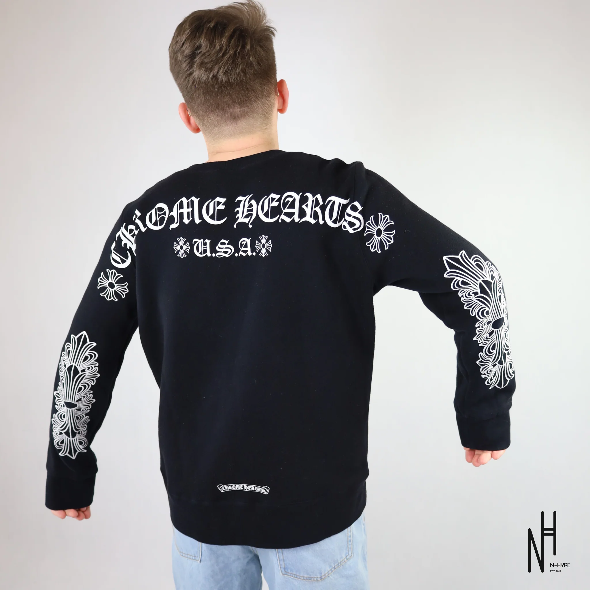 Chrome Hearts Horseshoe Crewneck Logo Black - Image 3