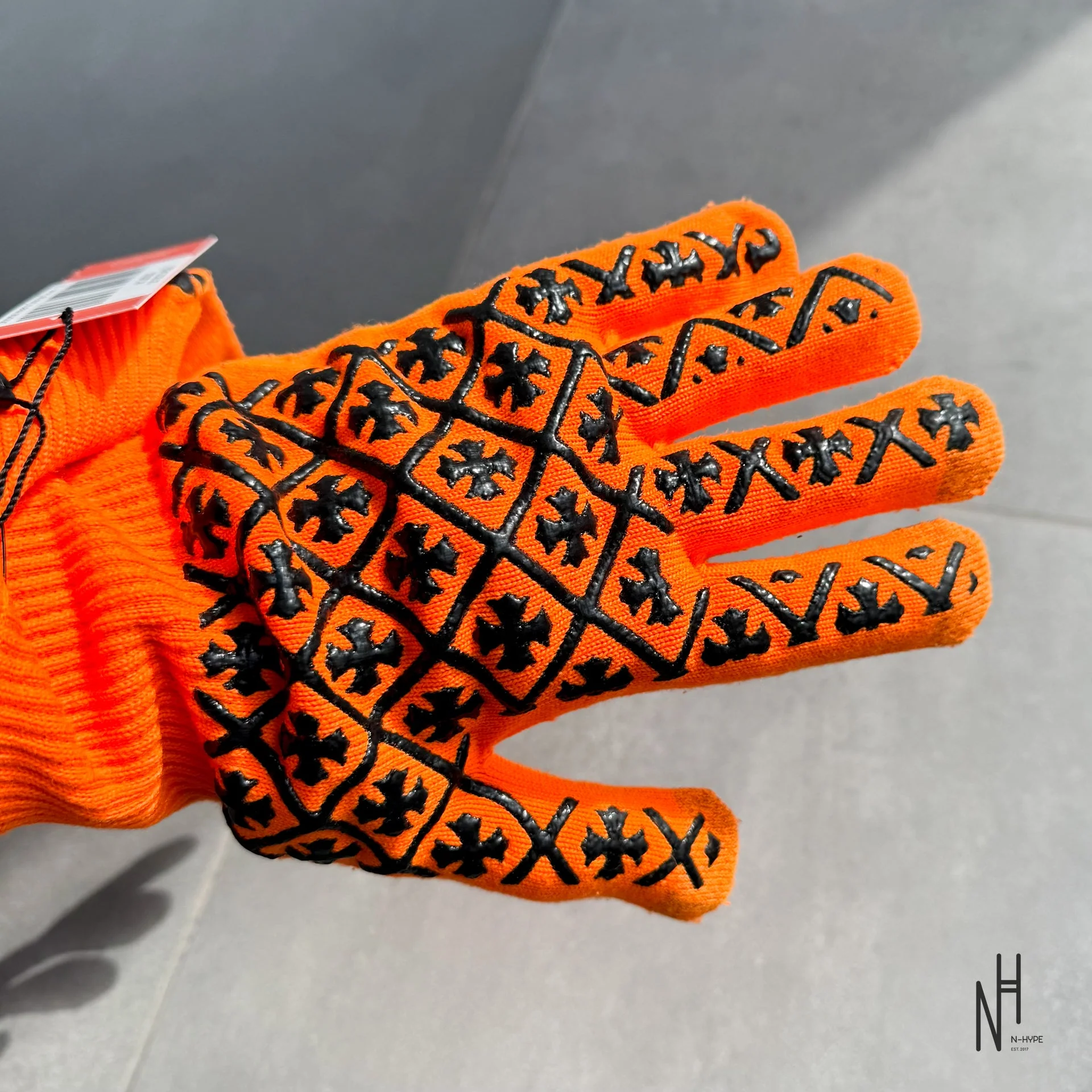 Chrome Hearts Orange Gloves - Image 2