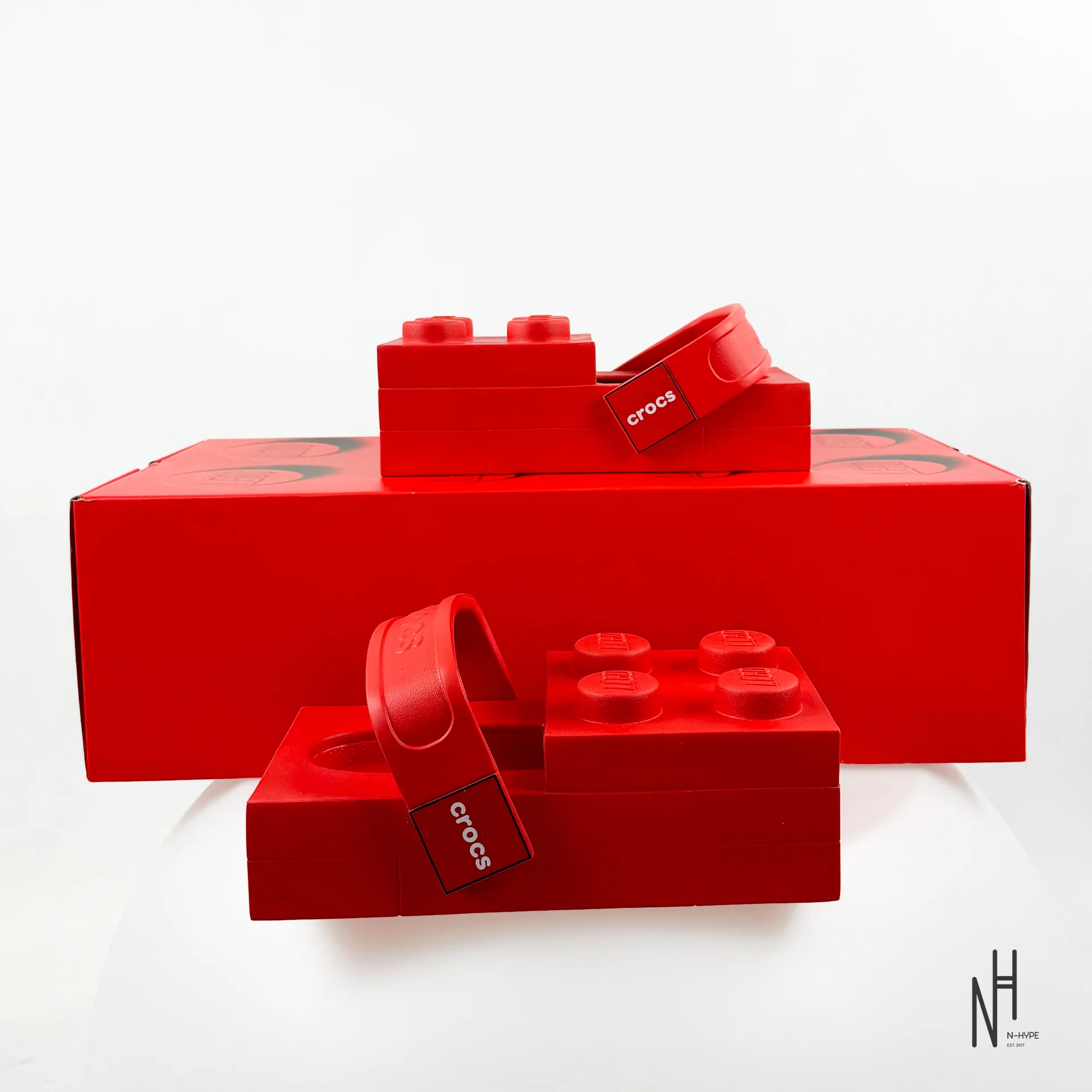 Crocs Brick Clog LEGO Red - Image 2