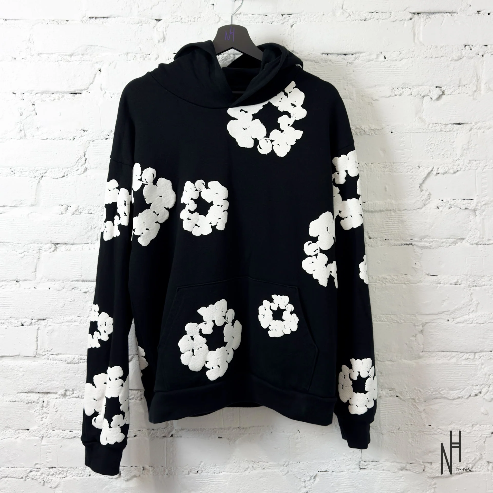 Denim Tears The Cotton Wreath Sweatshirt Black / Used