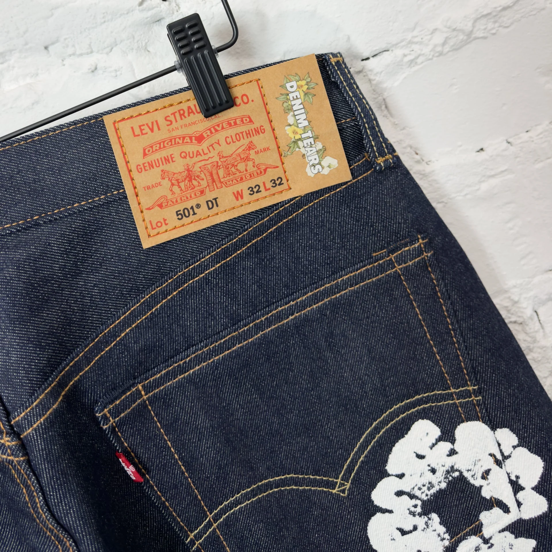 Denim Tears x Levi’s Cotton Wreath Jean Dark Wash - Image 2