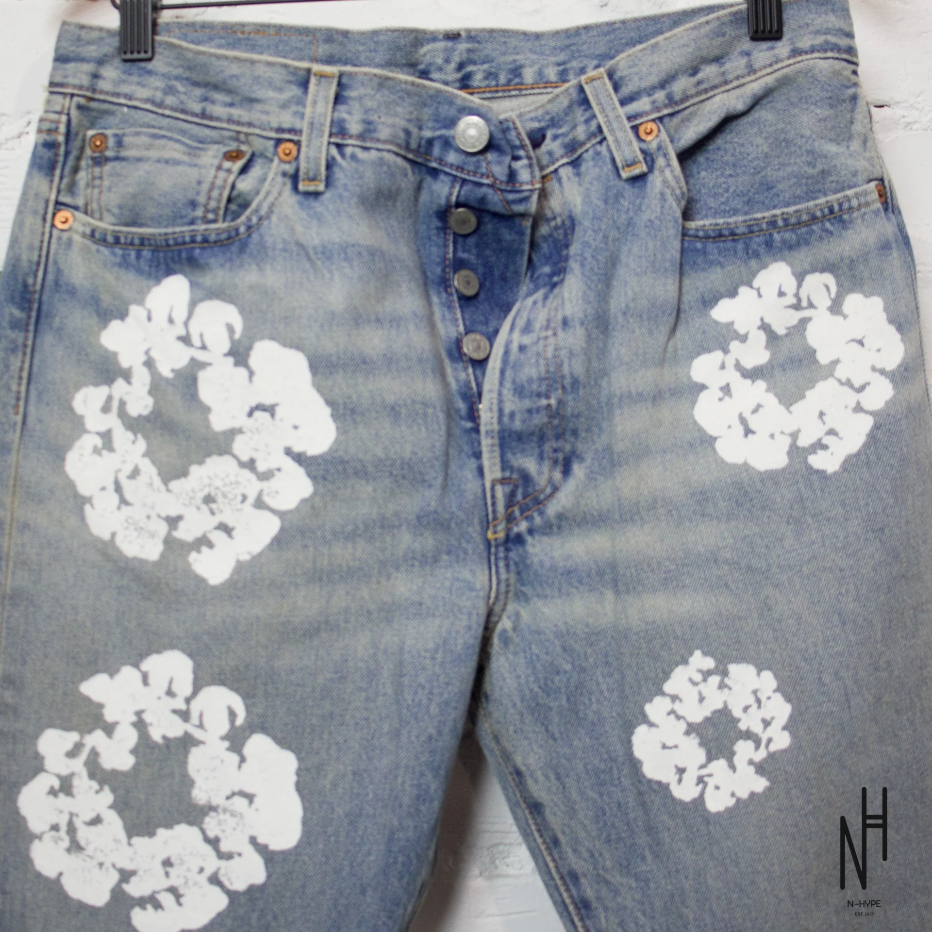 Denim Tears x Levi's Cotton Wreath Jean Light Wash - Image 2