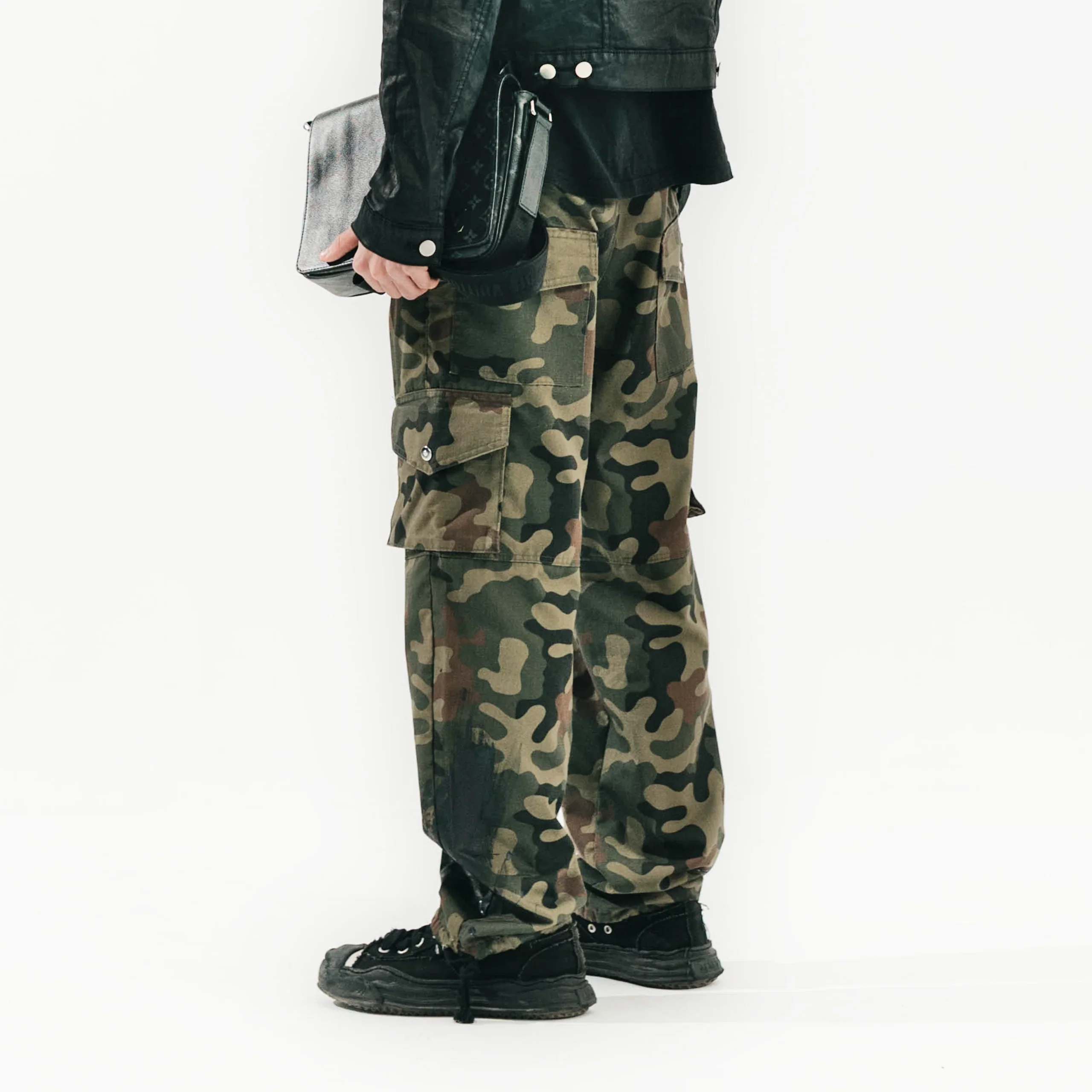 FVCKTHISBRAND DARK CAMO CARGO PANTS - Image 3