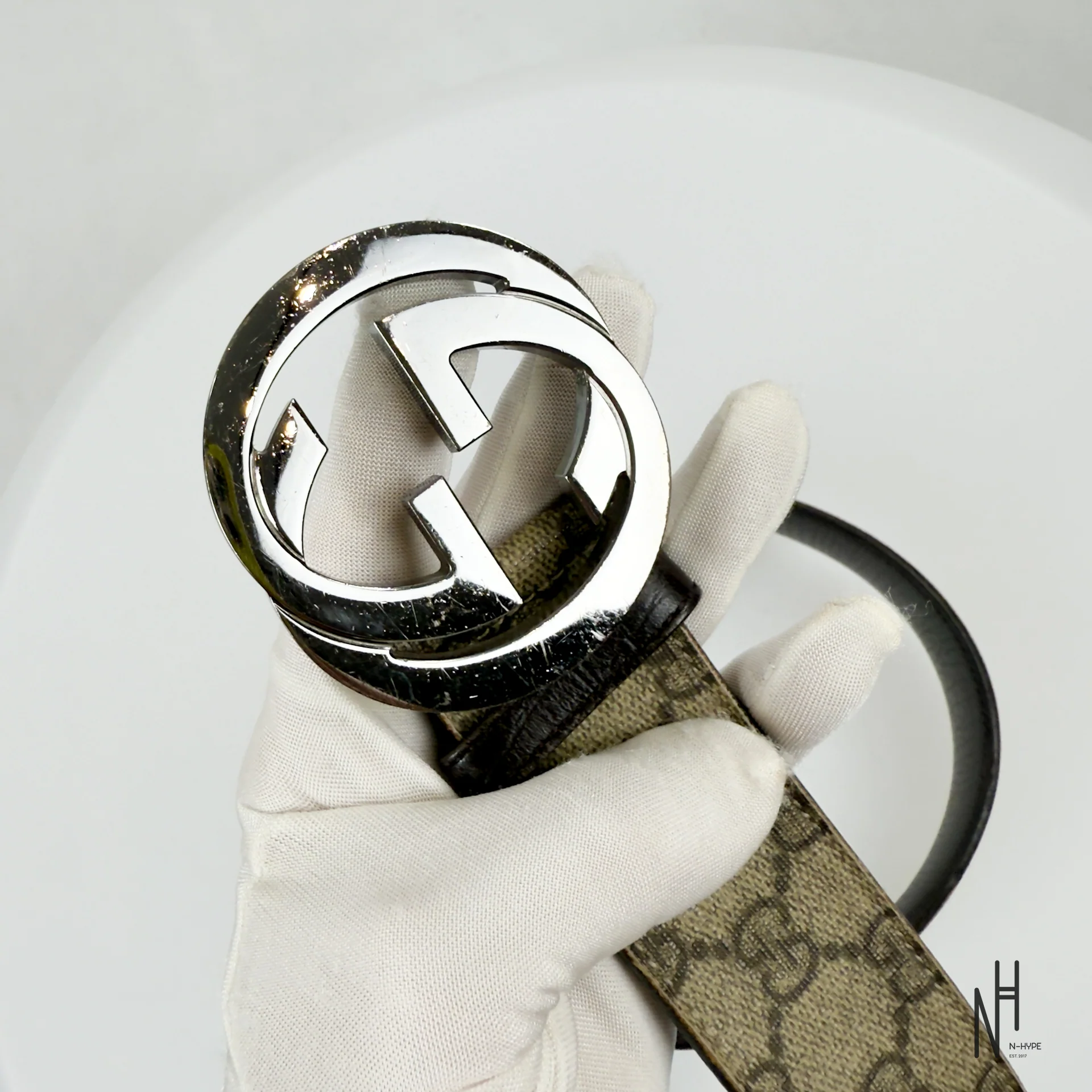 Gucci Beige Supreme Monogram Belt - Image 3