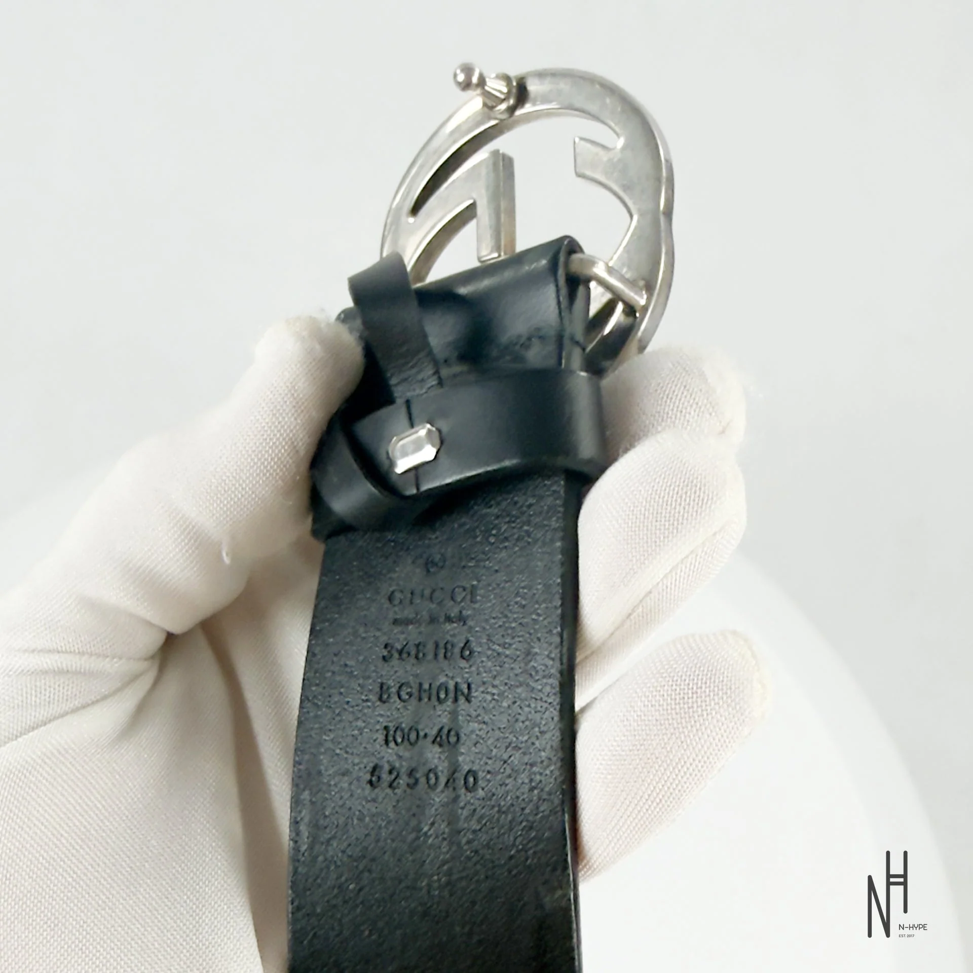 Gucci Black Leather Belt 40 mm with Interlocking G Buckle / Palladium Finish - Image 4
