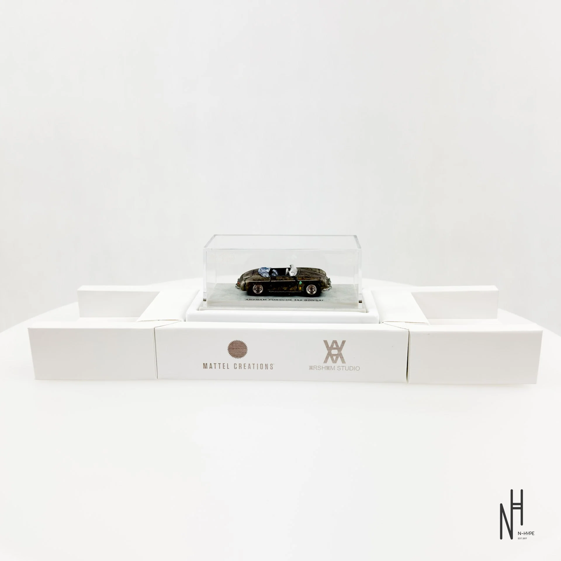 Hot Wheels x Daniel Arsham Porsche 356 “Bonsai” Speedster - Image 4