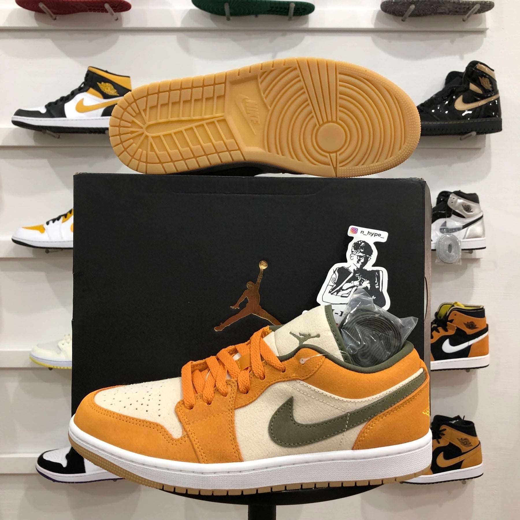 Jordan 1 Low Orange Olive - Image 5