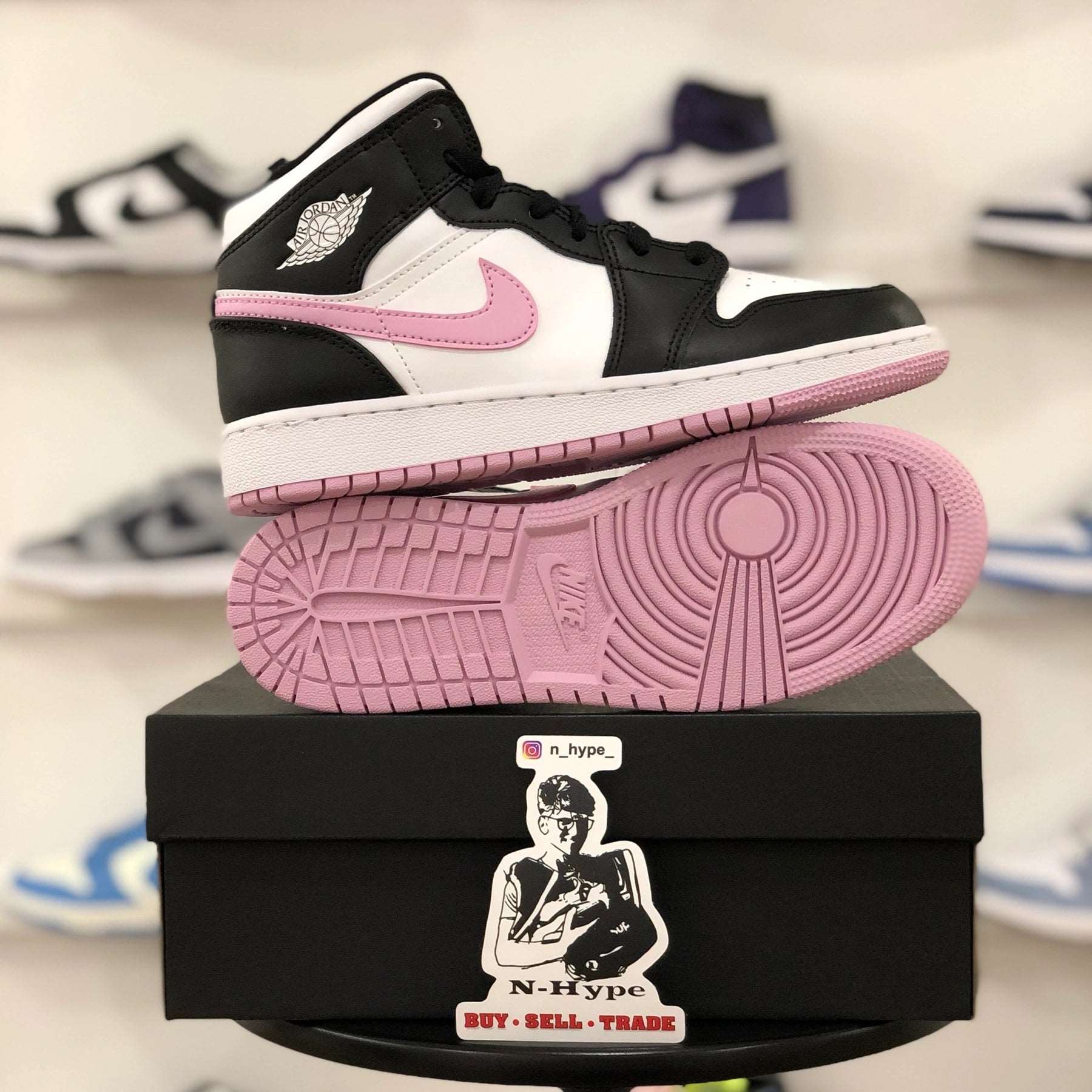 Jordan 1 Mid White Black Light Arctic Pink (GS) - Image 4