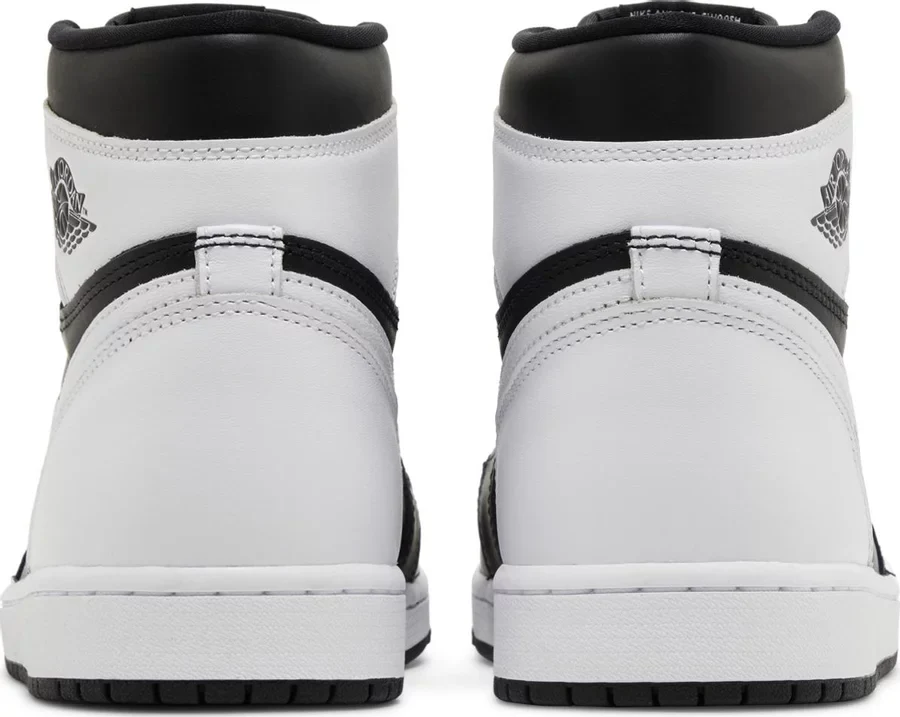 Jordan 1 Retro High OG Black White - Image 3