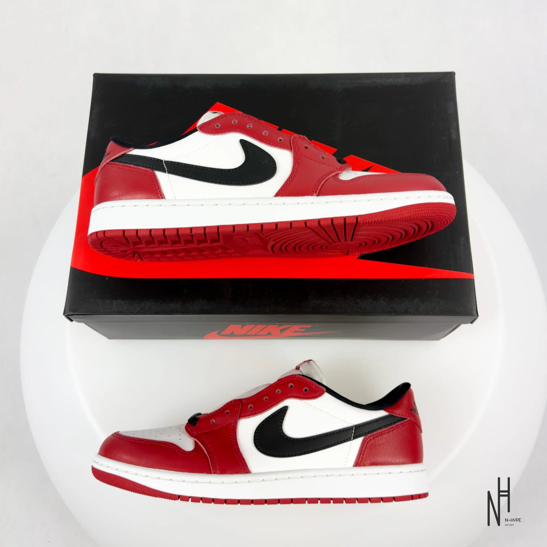 Jordan 1 Retro Low OG Chicago (2025) - Image 8