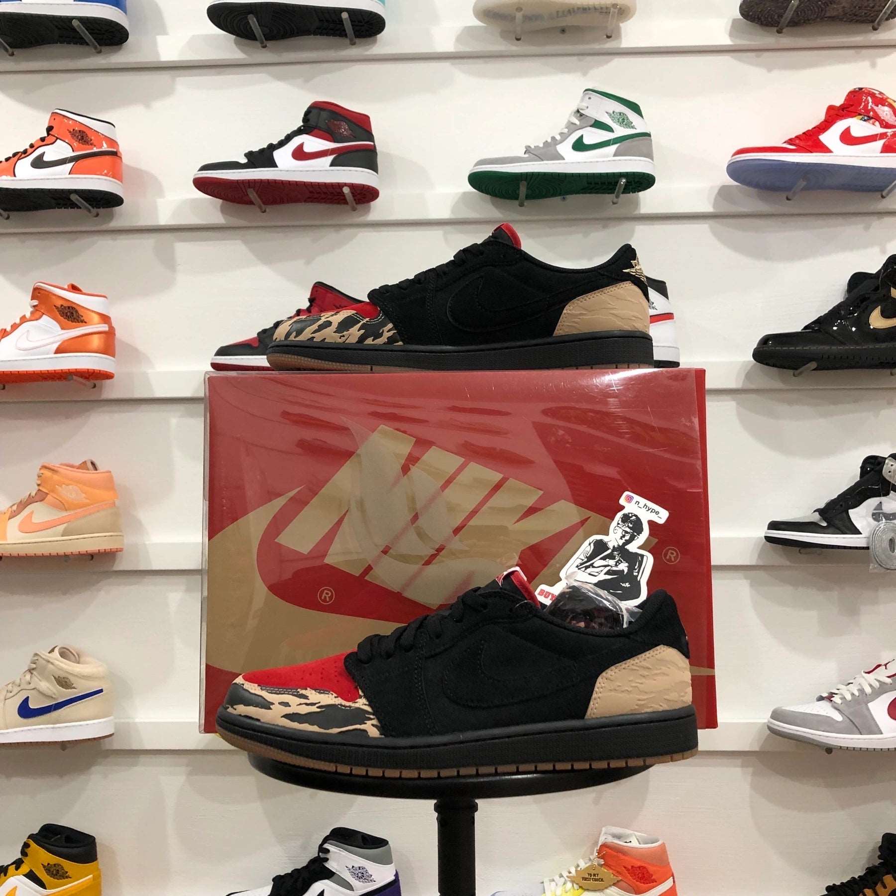 Jordan 1 Retro Low OG SP SoleFly - Image 4