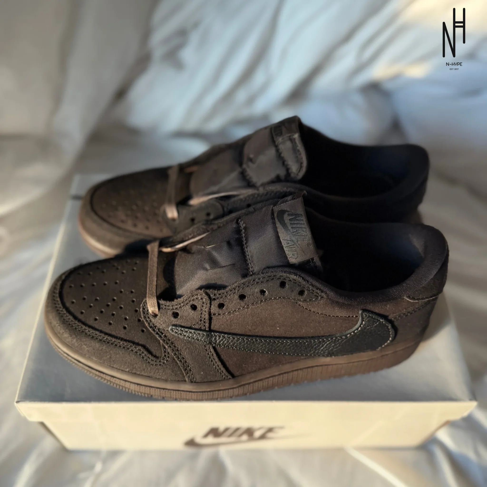 Jordan 1 Retro Low OG SP Travis Scott Velvet Brown - Image 5