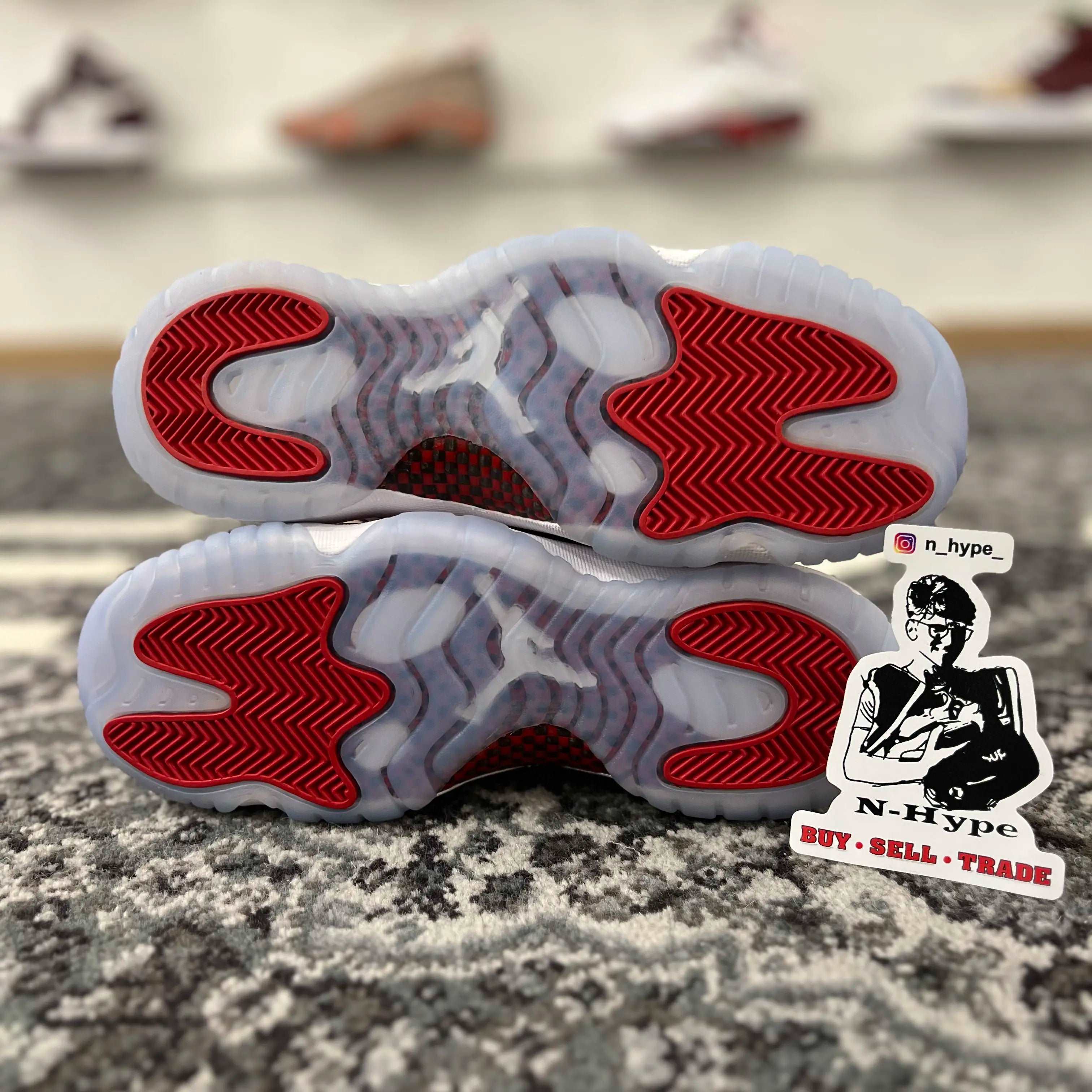 Jordan 11 Retro Cherry (2022) (GS) - Image 4