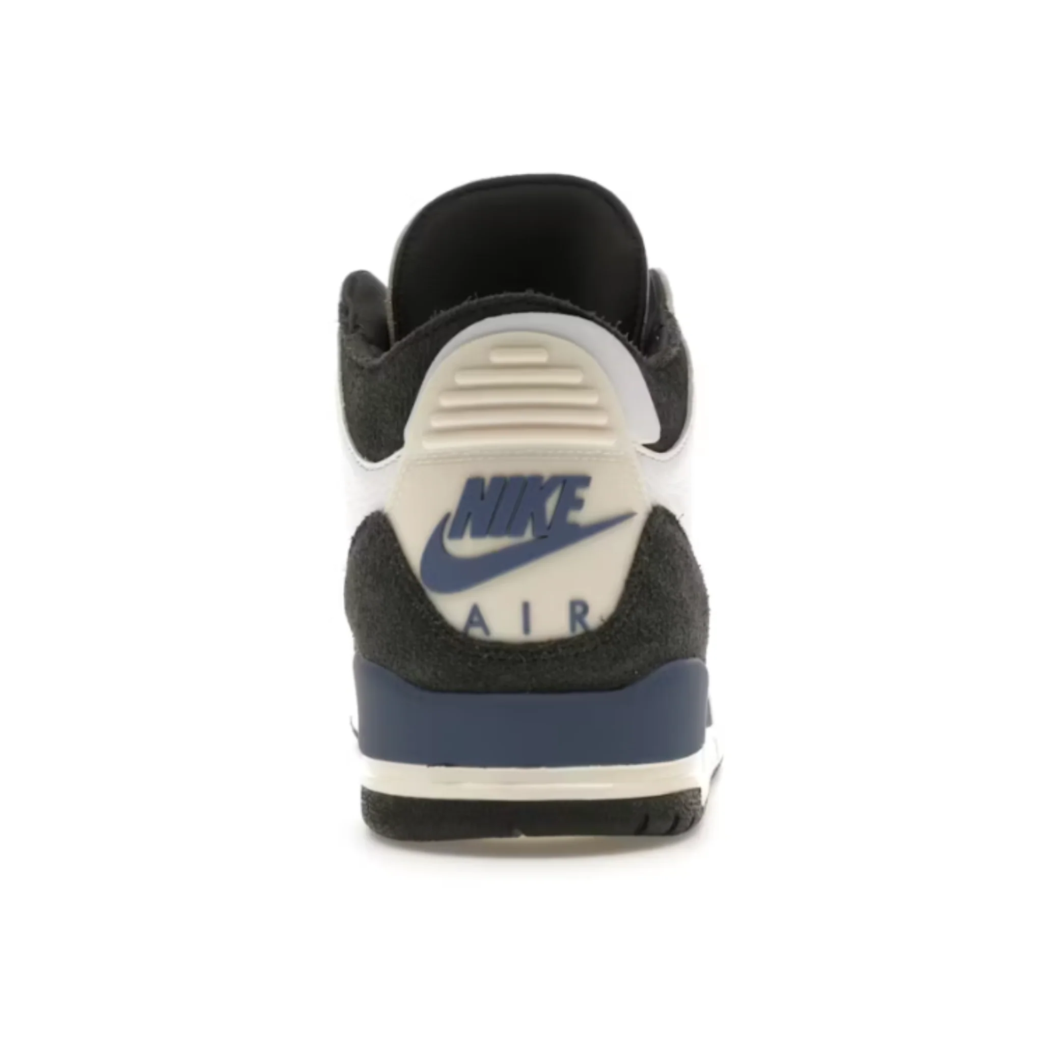 Jordan 3 Retro OG SP A Ma Maniére Diffused Blue - Image 3
