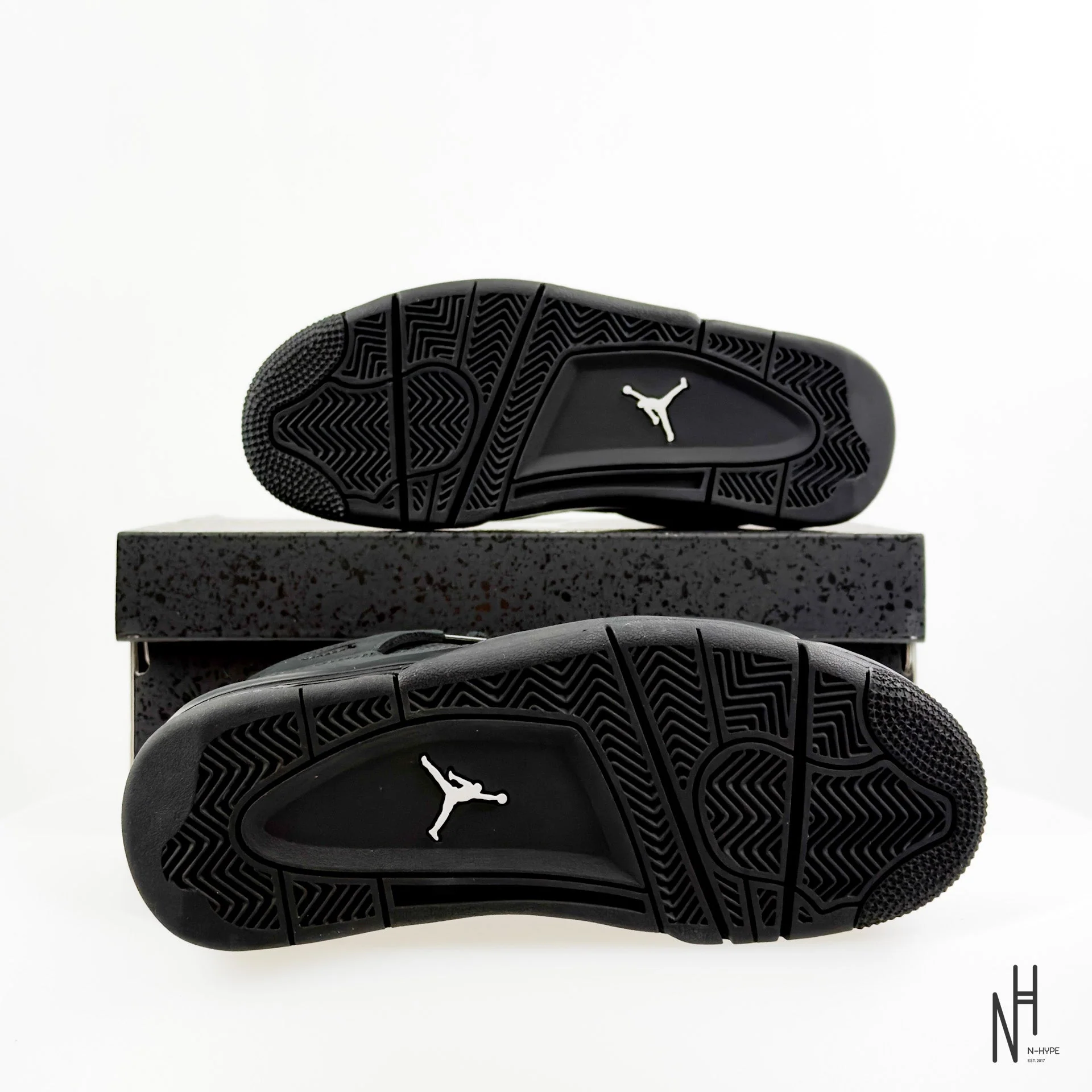Jordan 4 Retro Black Cat (2025) - Image 3