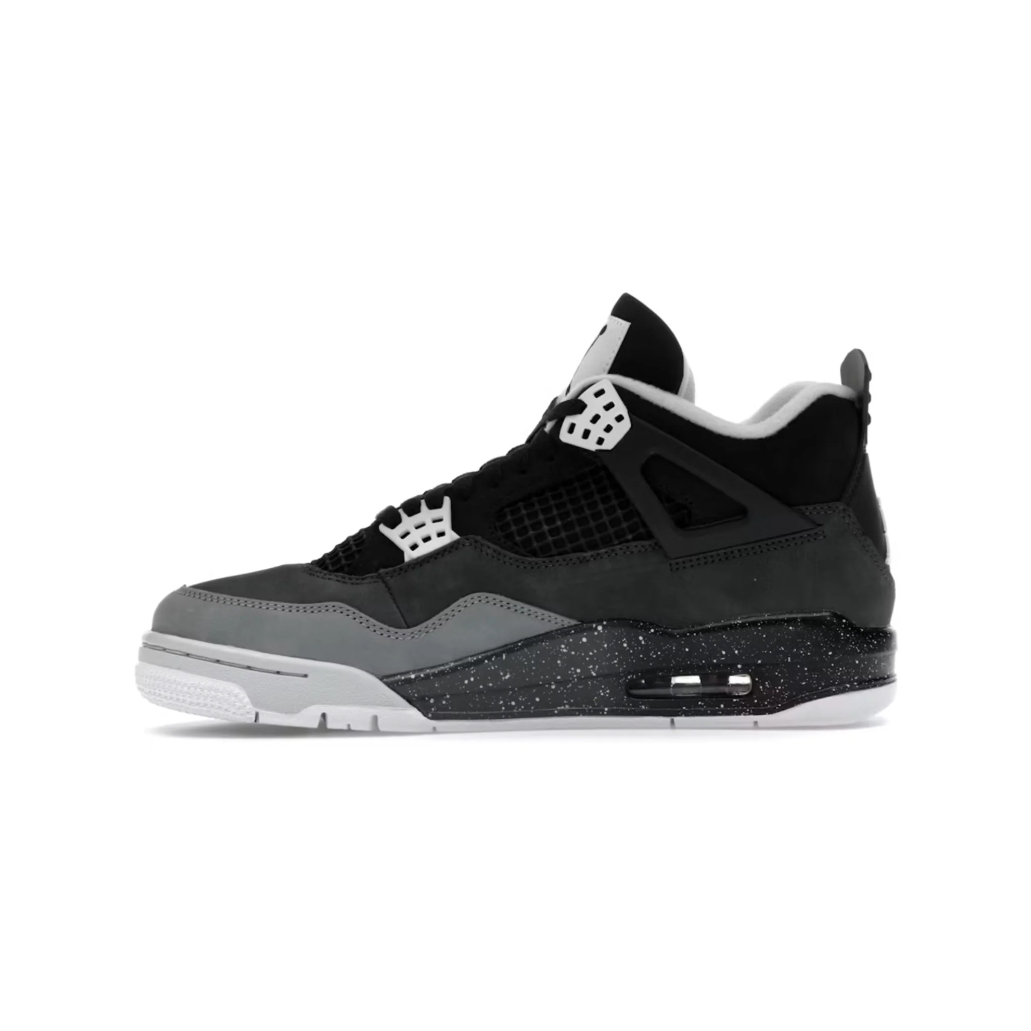 Jordan 4 Retro Fear (2024) - Image 2