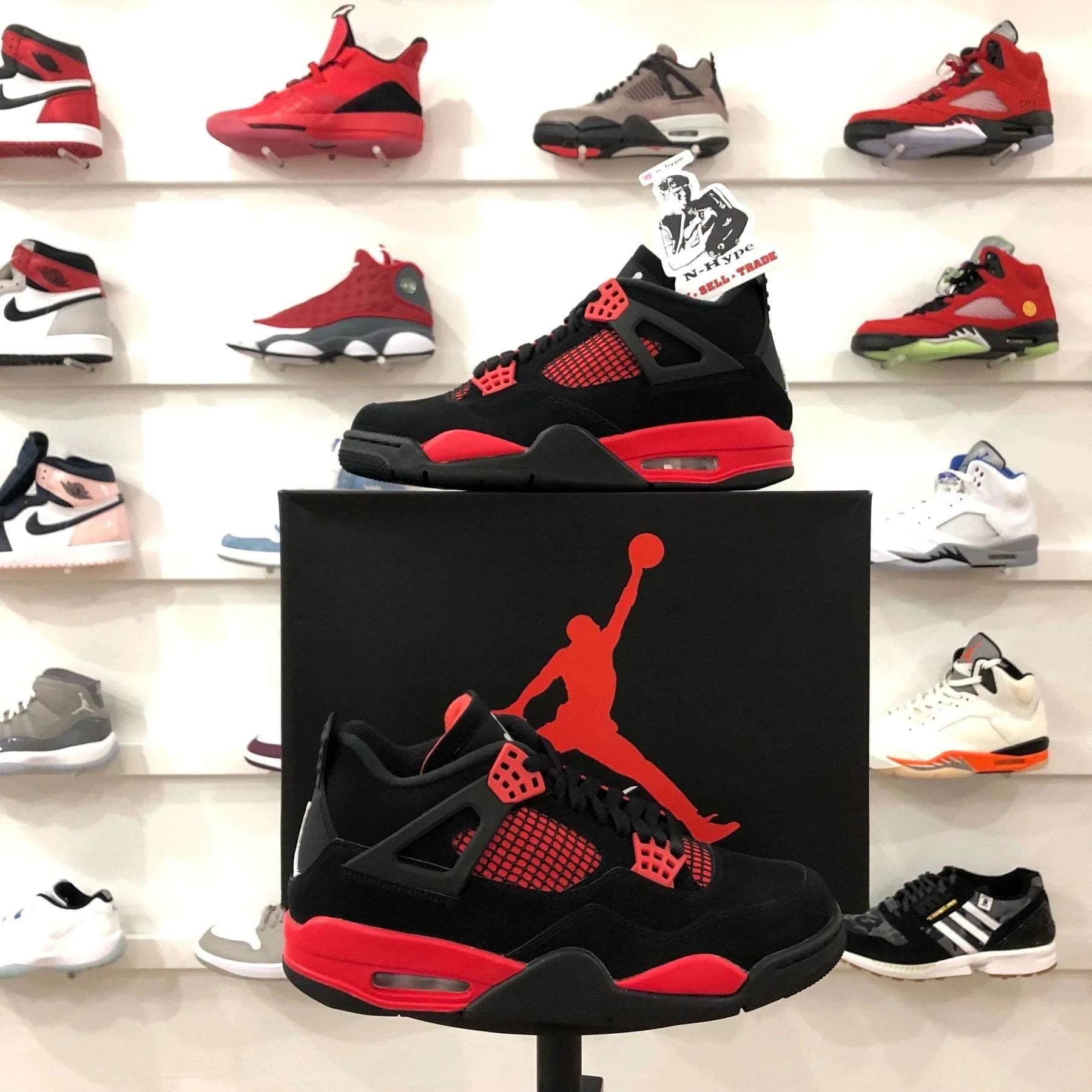 Jordan 4 Retro Red Thunder - Image 4