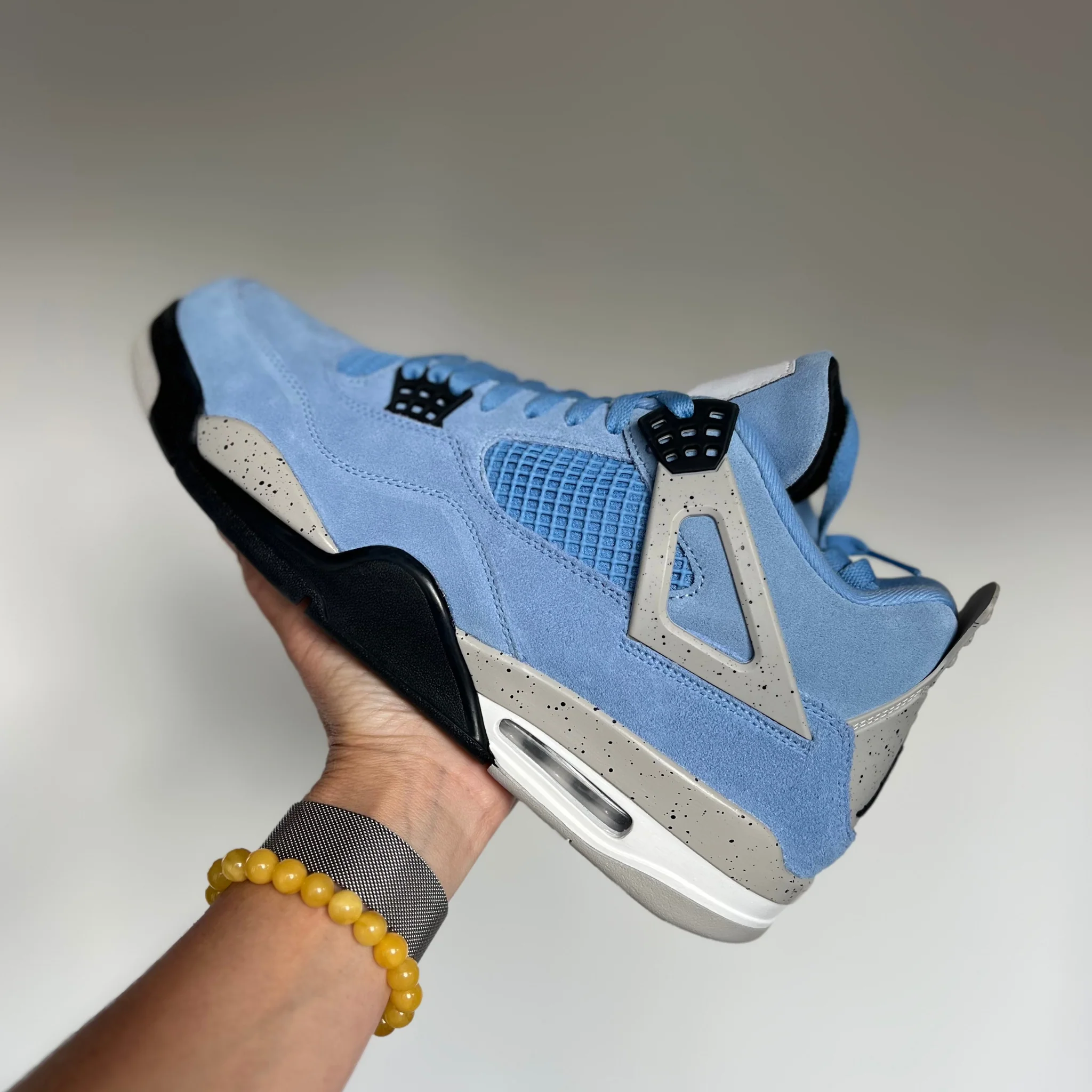 Jordan 4 Retro University Blue - Image 4