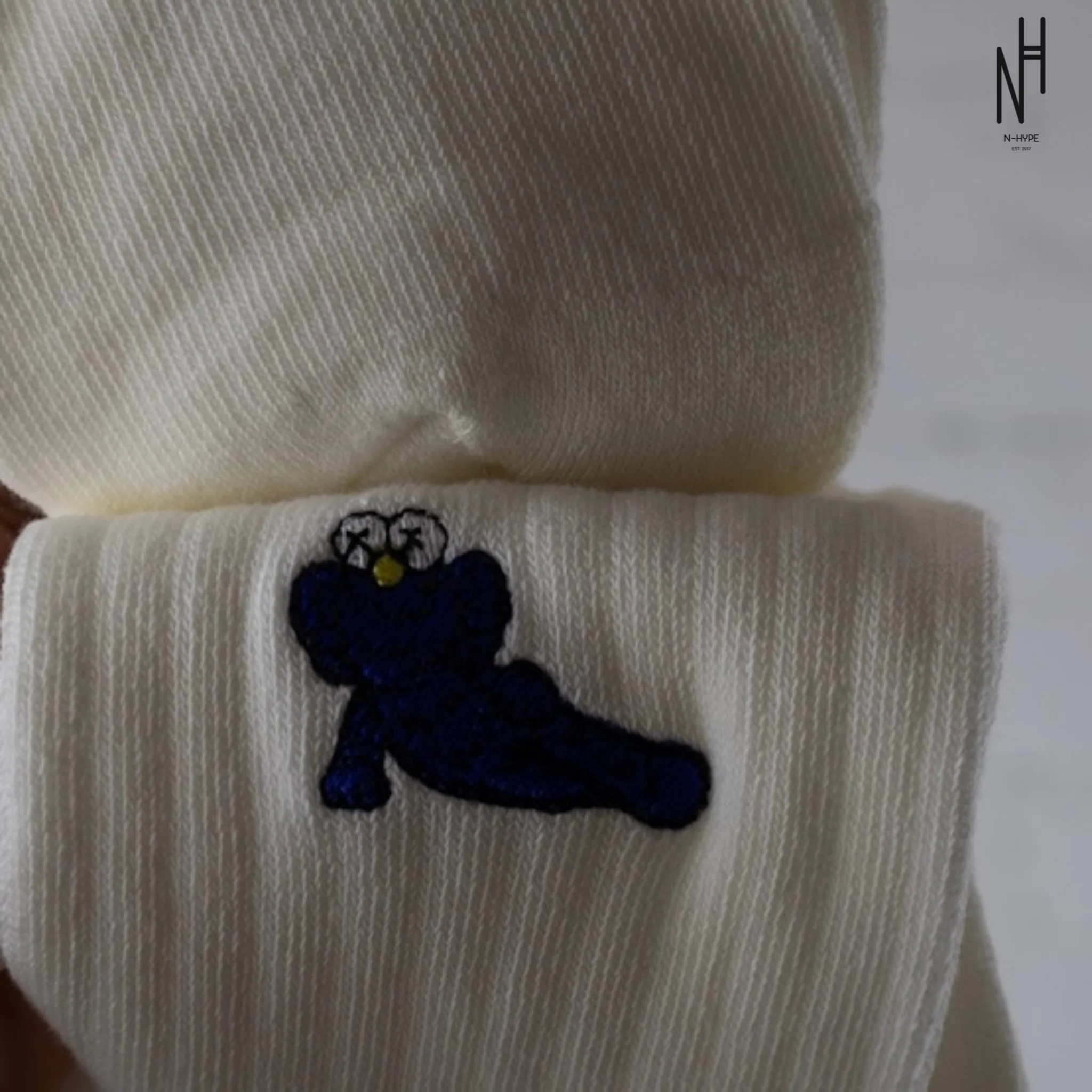 KAWS Uniqlo x Andy Warhol Banana Socks White - Image 2