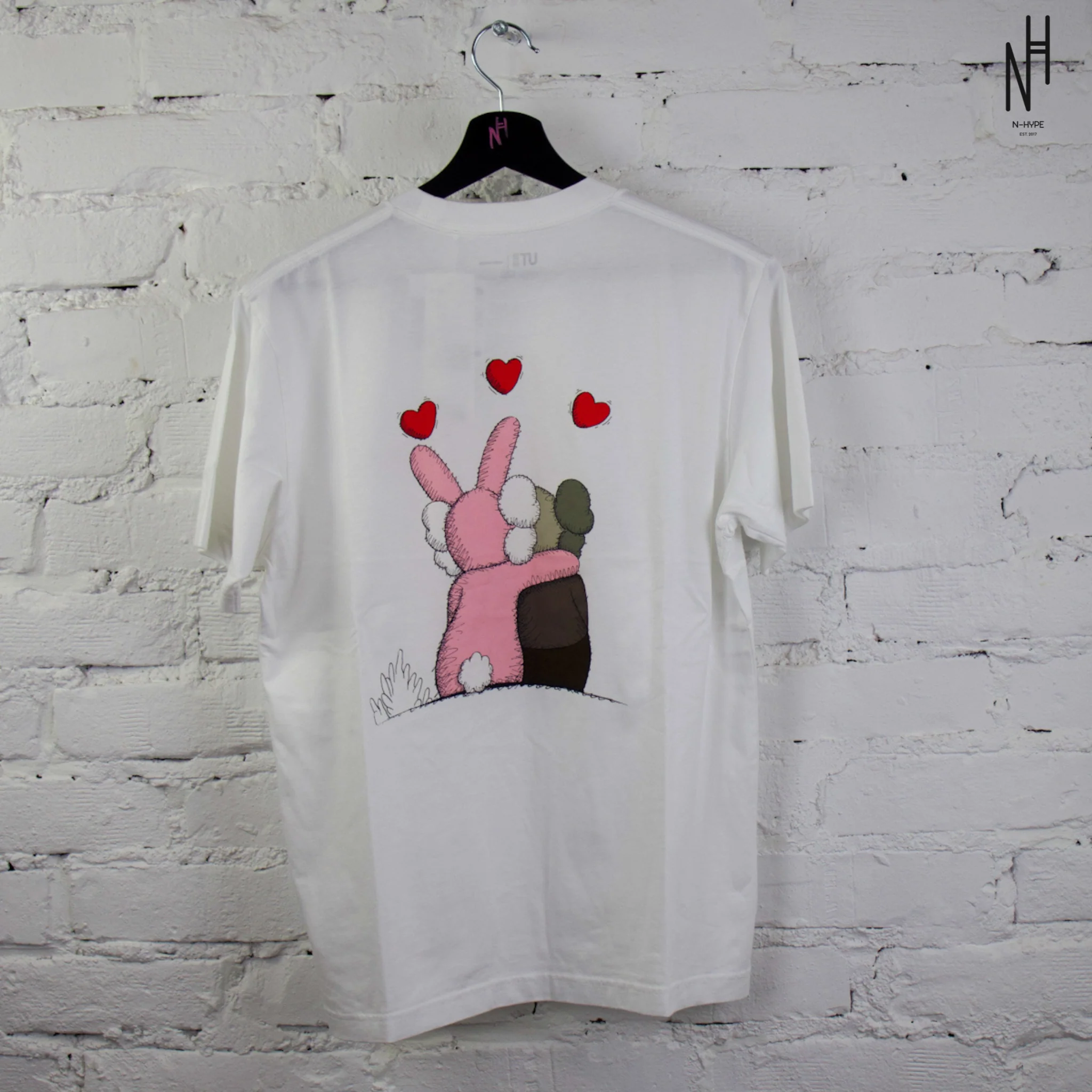KAWS Uniqlo x Andy Warhol Love Graphic T-shirt - Image 4