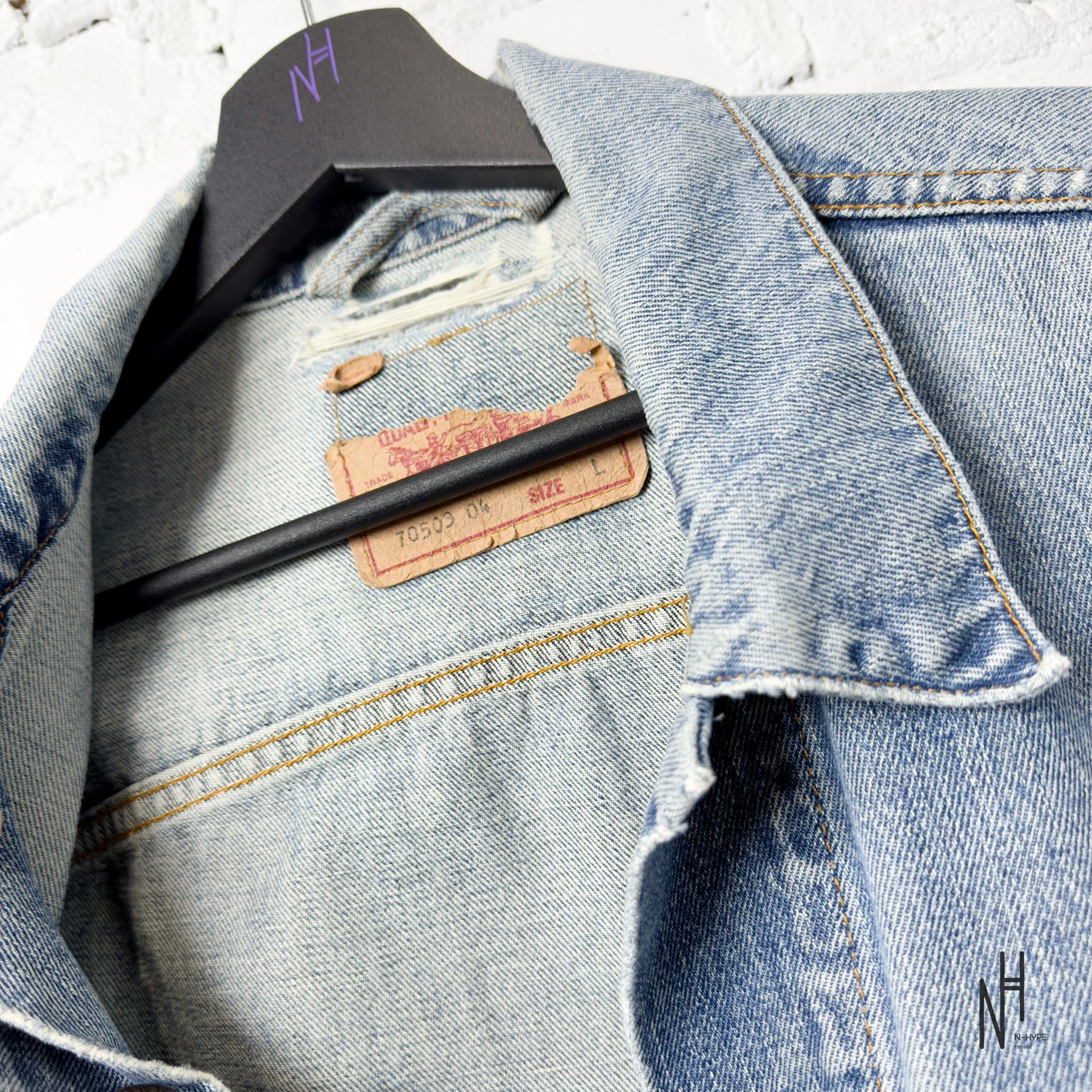 Levi’s Denim Jacket / Light Wash - Image 3