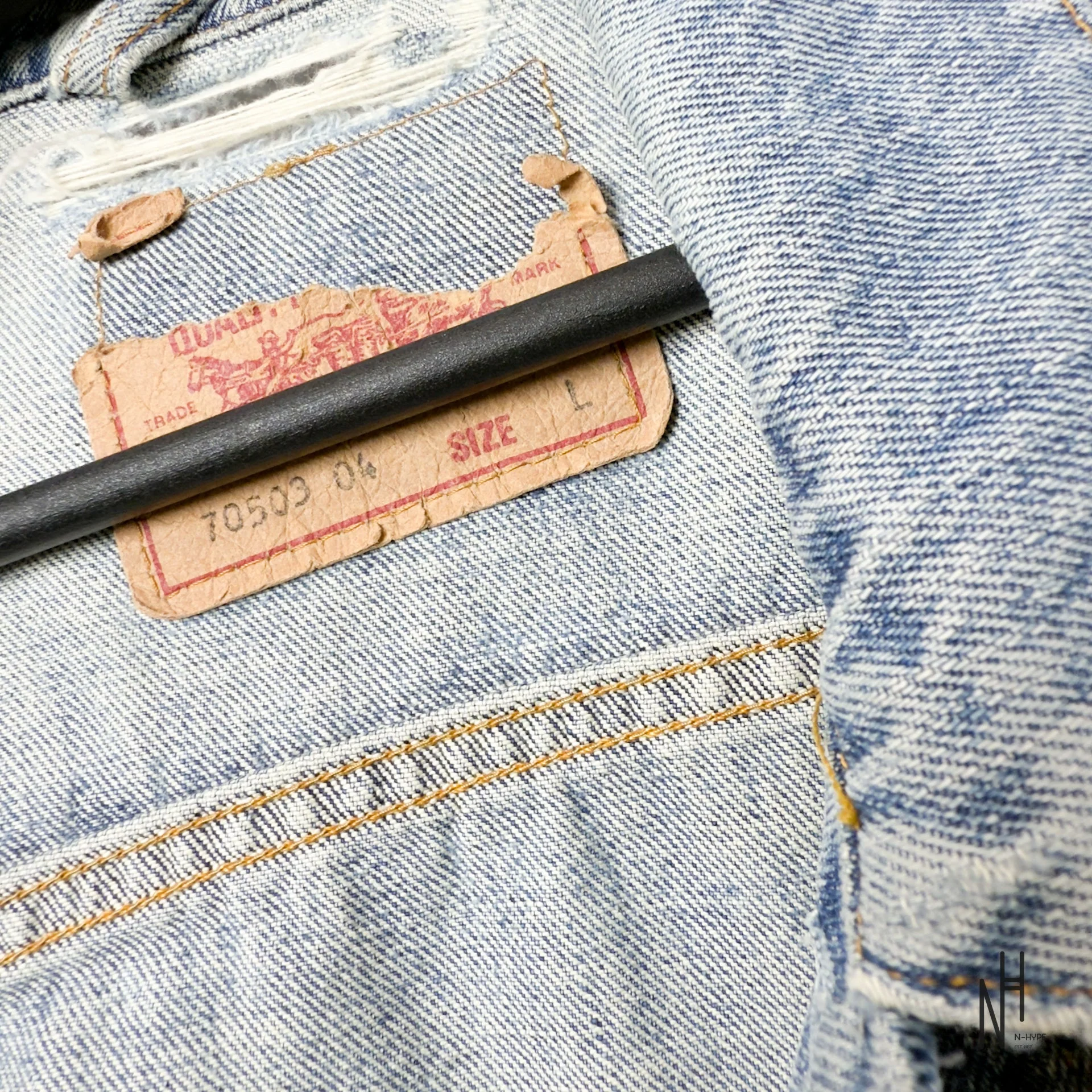 Levi’s Denim Jacket / Light Wash - Image 4