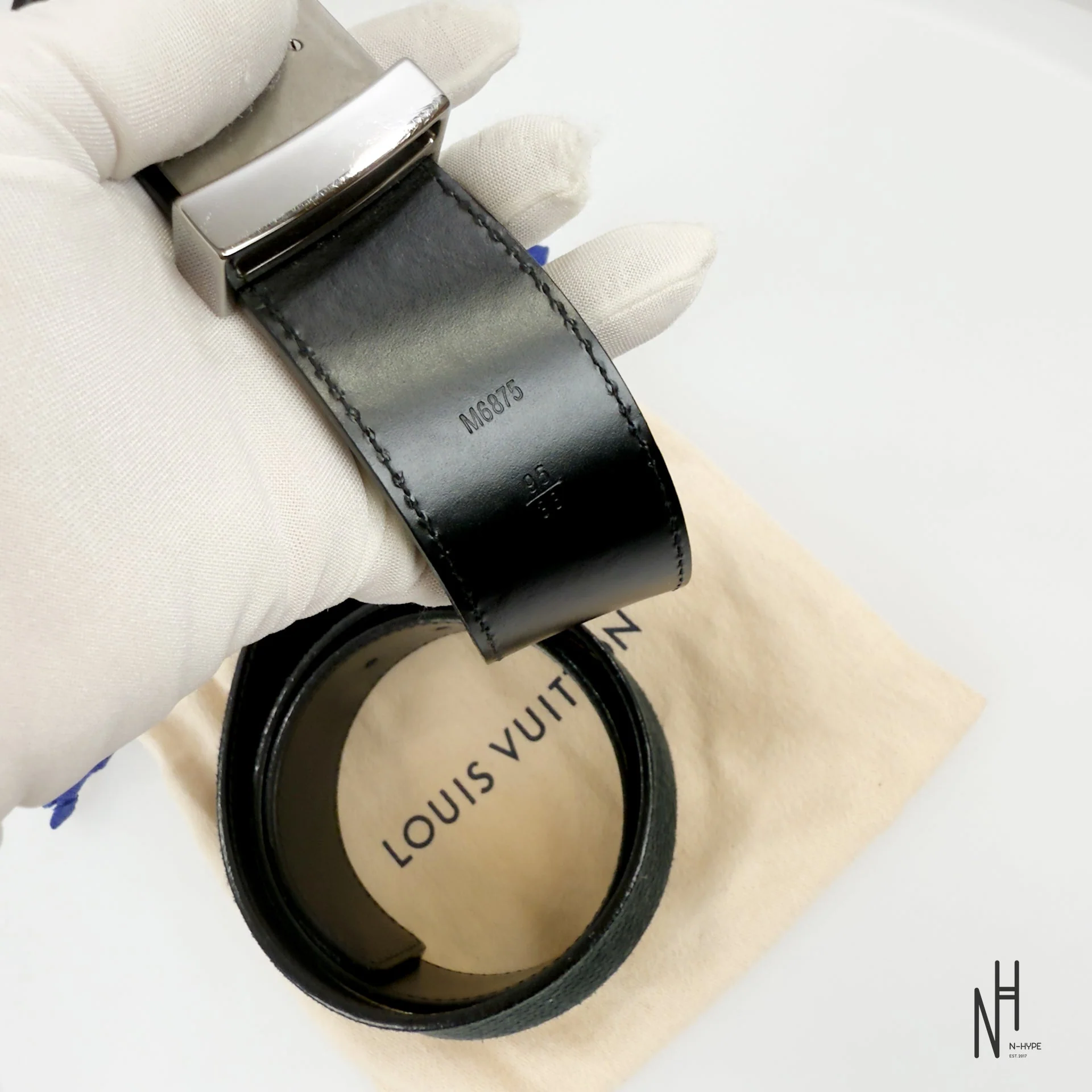 Louis Vuitton Initiales Suede Belt - Image 6