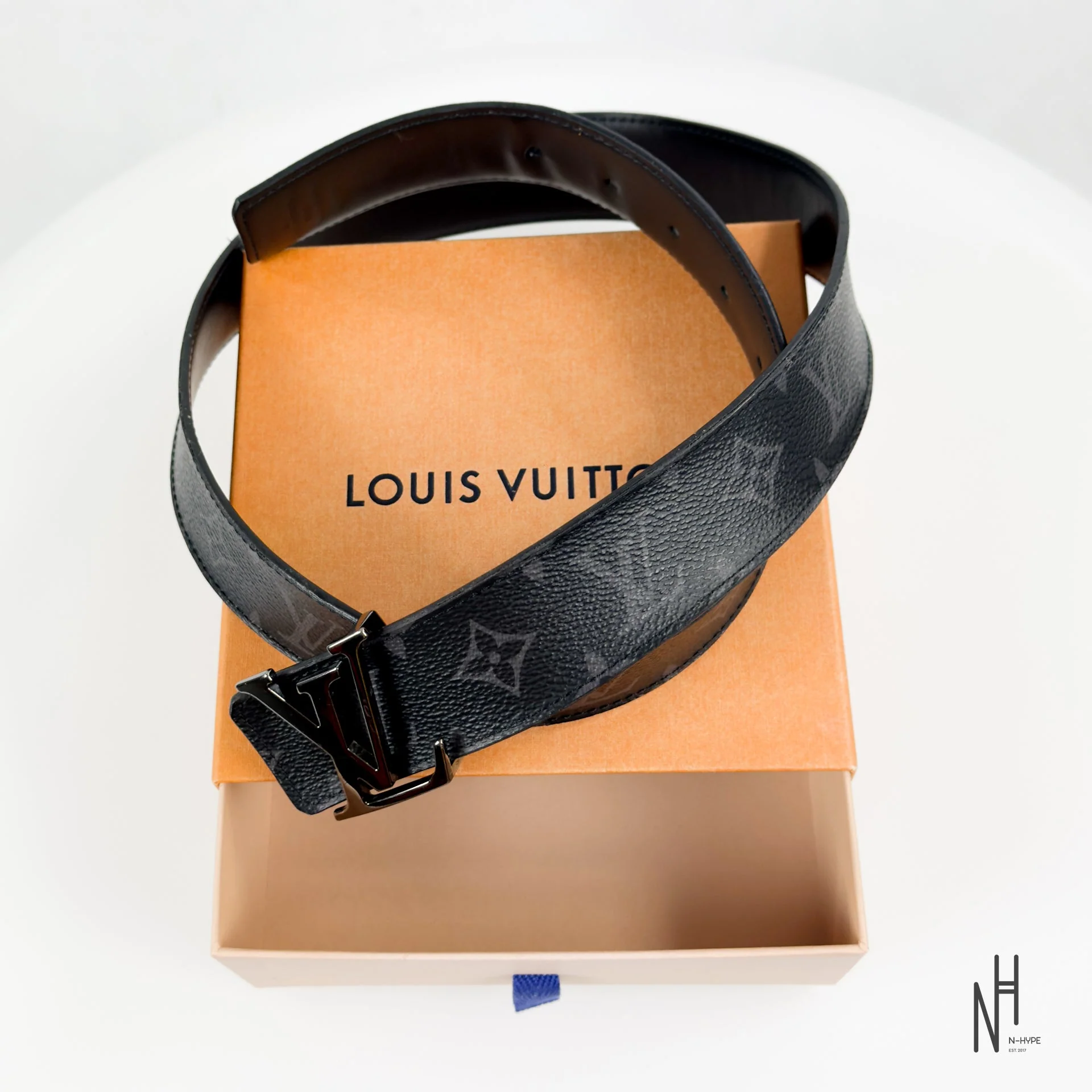 Louis Vuitton LV Initiales 40 mm Reversible Monogram Eclipse - Image 3