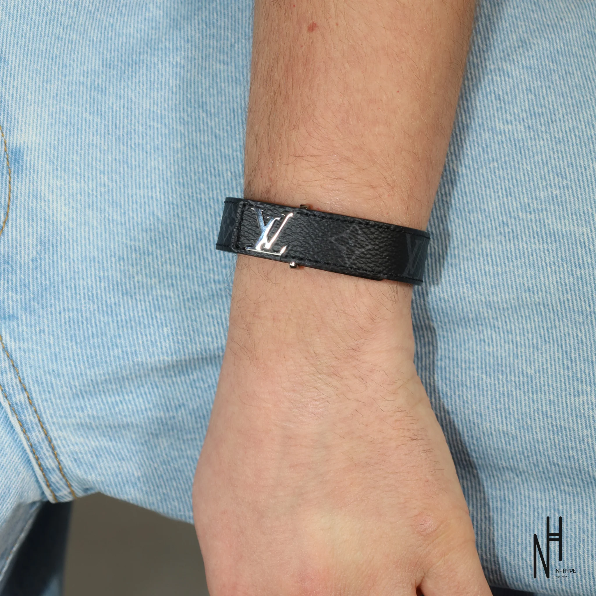 Louis Vuitton Monogram Slim Bracelet - Image 4