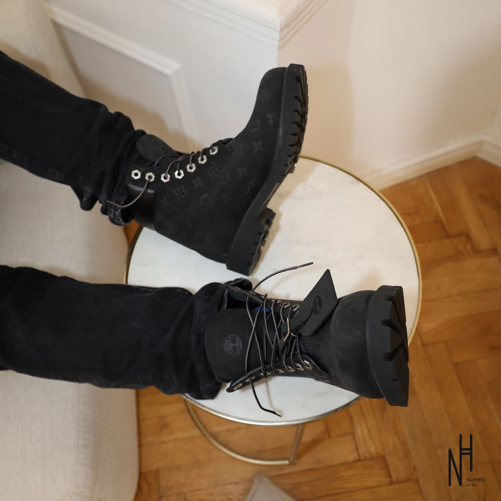 Louis Vuitton Timberland 6" Ankle Boot Black - Image 5