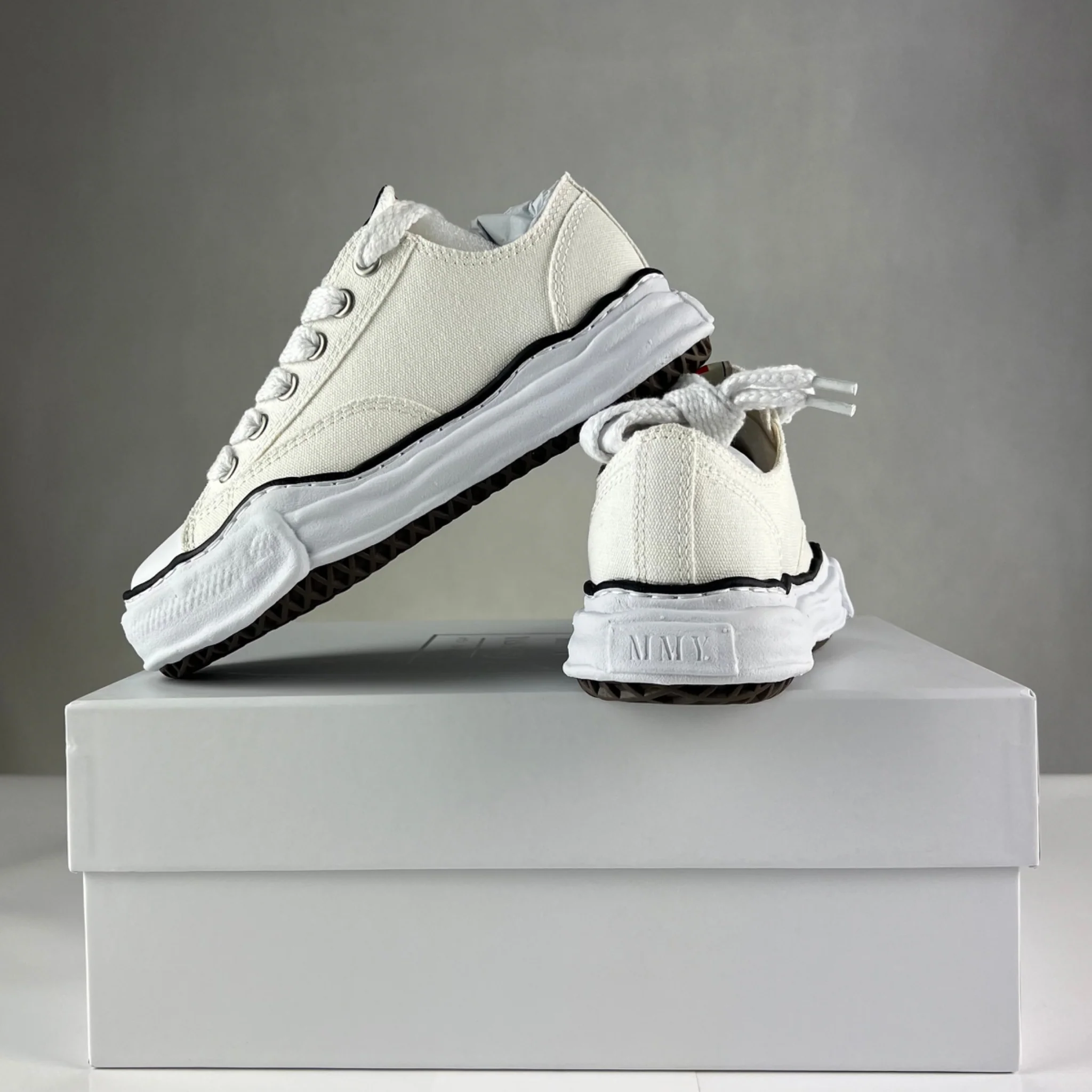 Maison Mihara Yasuhiro Peterson OG Sole Canvas Low White - Image 5