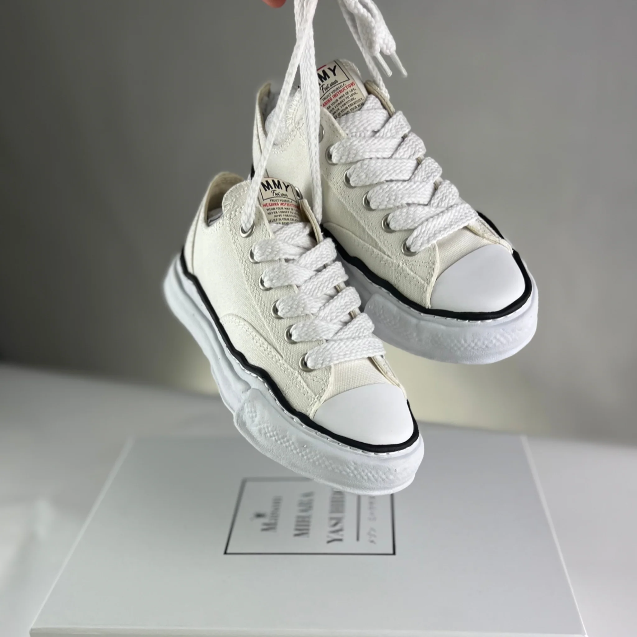 Maison Mihara Yasuhiro Peterson OG Sole Canvas Low White - Image 6