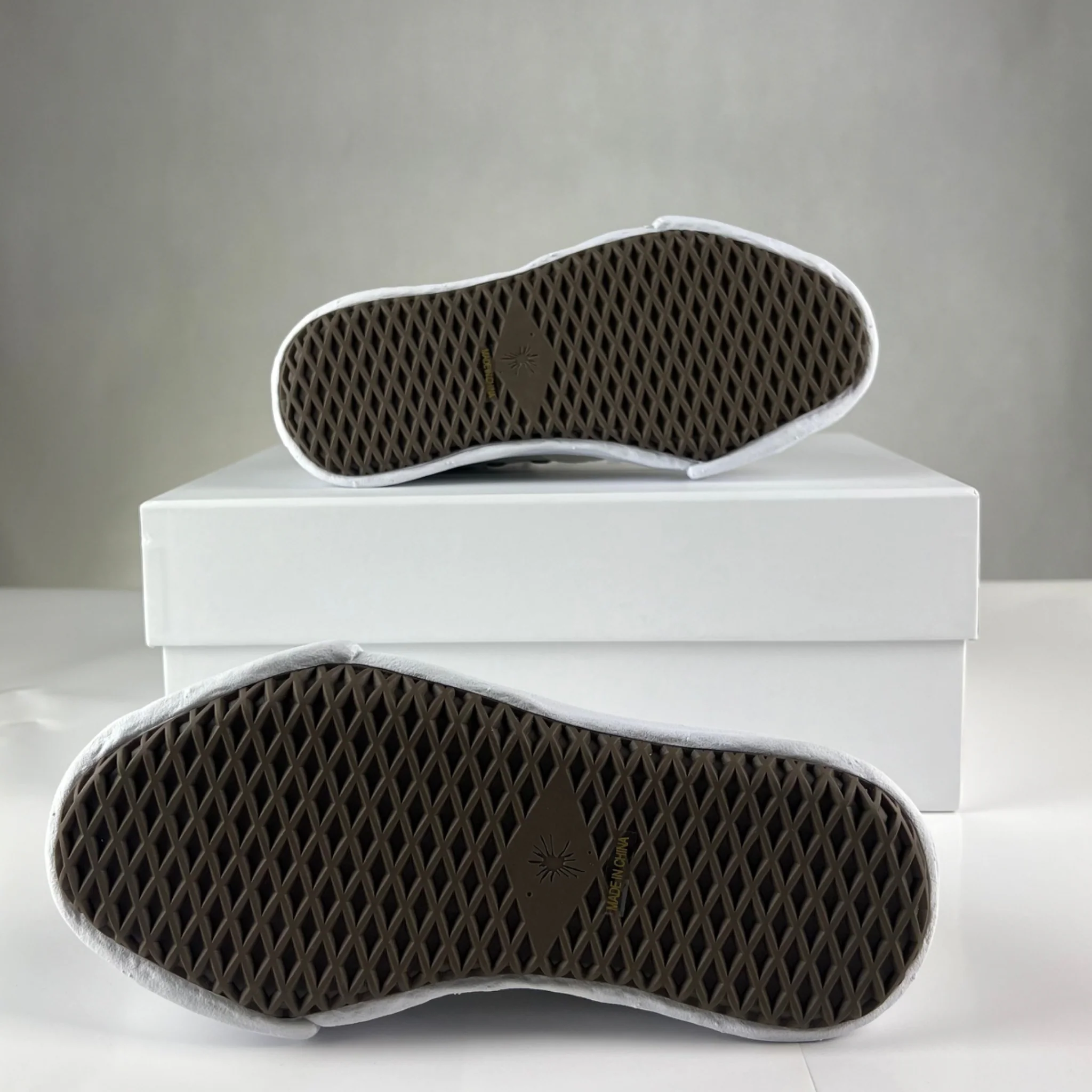 Maison Mihara Yasuhiro Peterson OG Sole Canvas Low White - Image 7