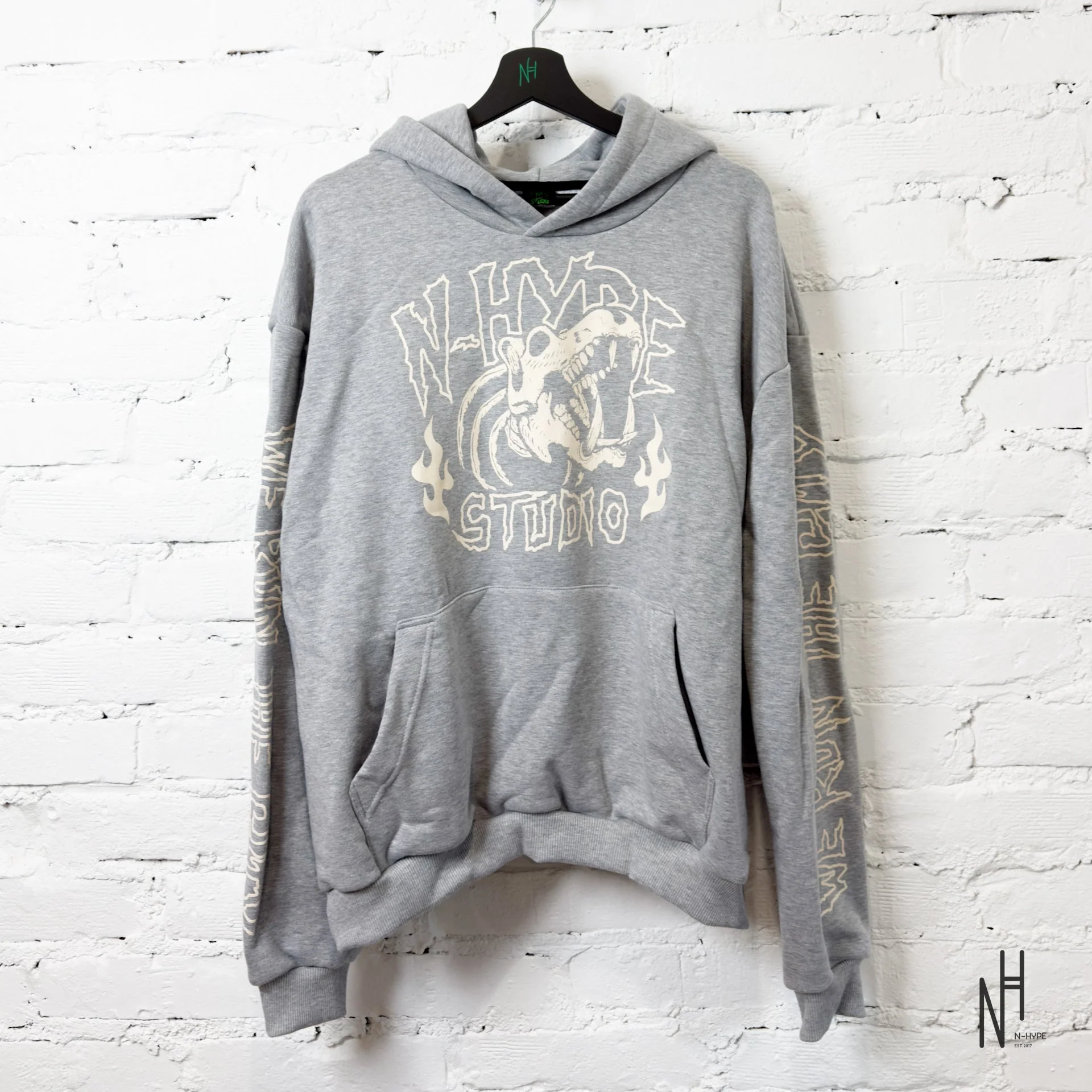 N-HYPE STUDIO 'WE RUN THE CITY' HOODIE GREY