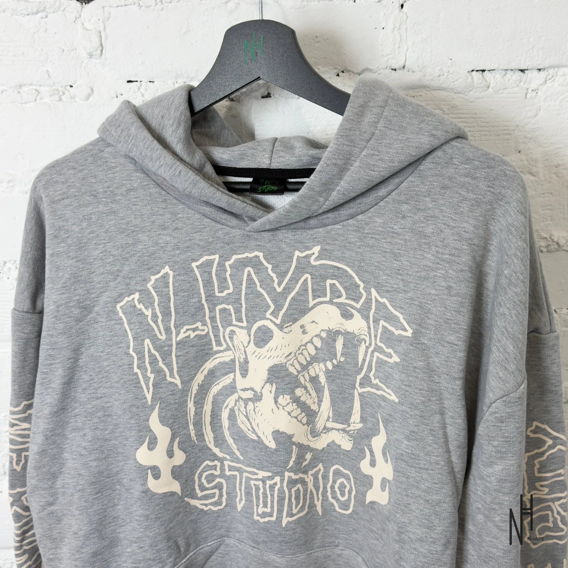 N-HYPE STUDIO 'WE RUN THE CITY' HOODIE GREY - Image 2