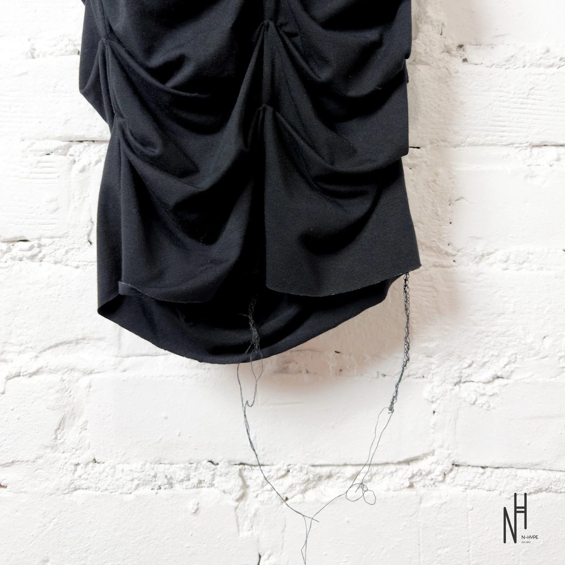 Nawara Mizu Tank Top Black - Image 2